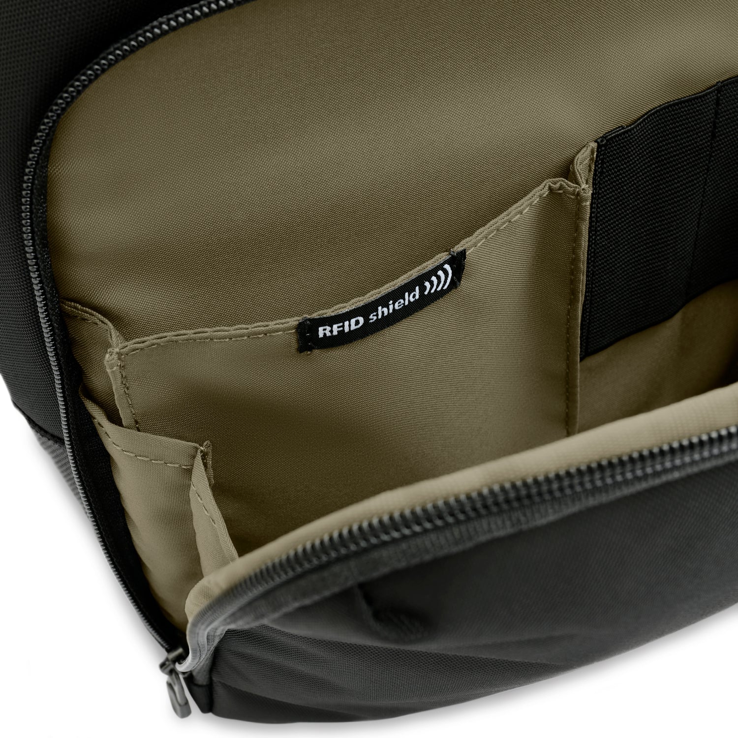 Briggs & Riley HTA Crossbody Bag - Black