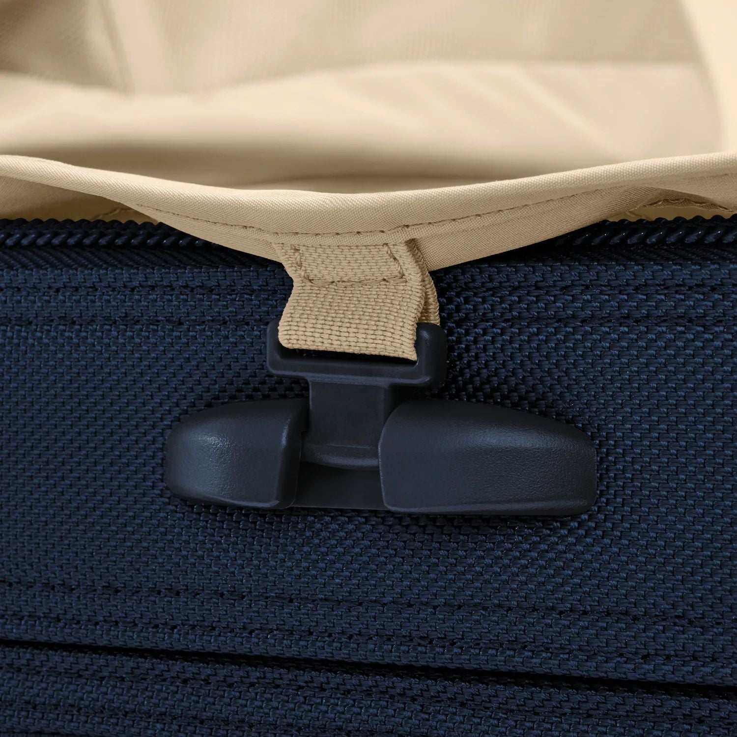 Briggs & Riley Baseline Compact Checked Expandable Spinner - Navy