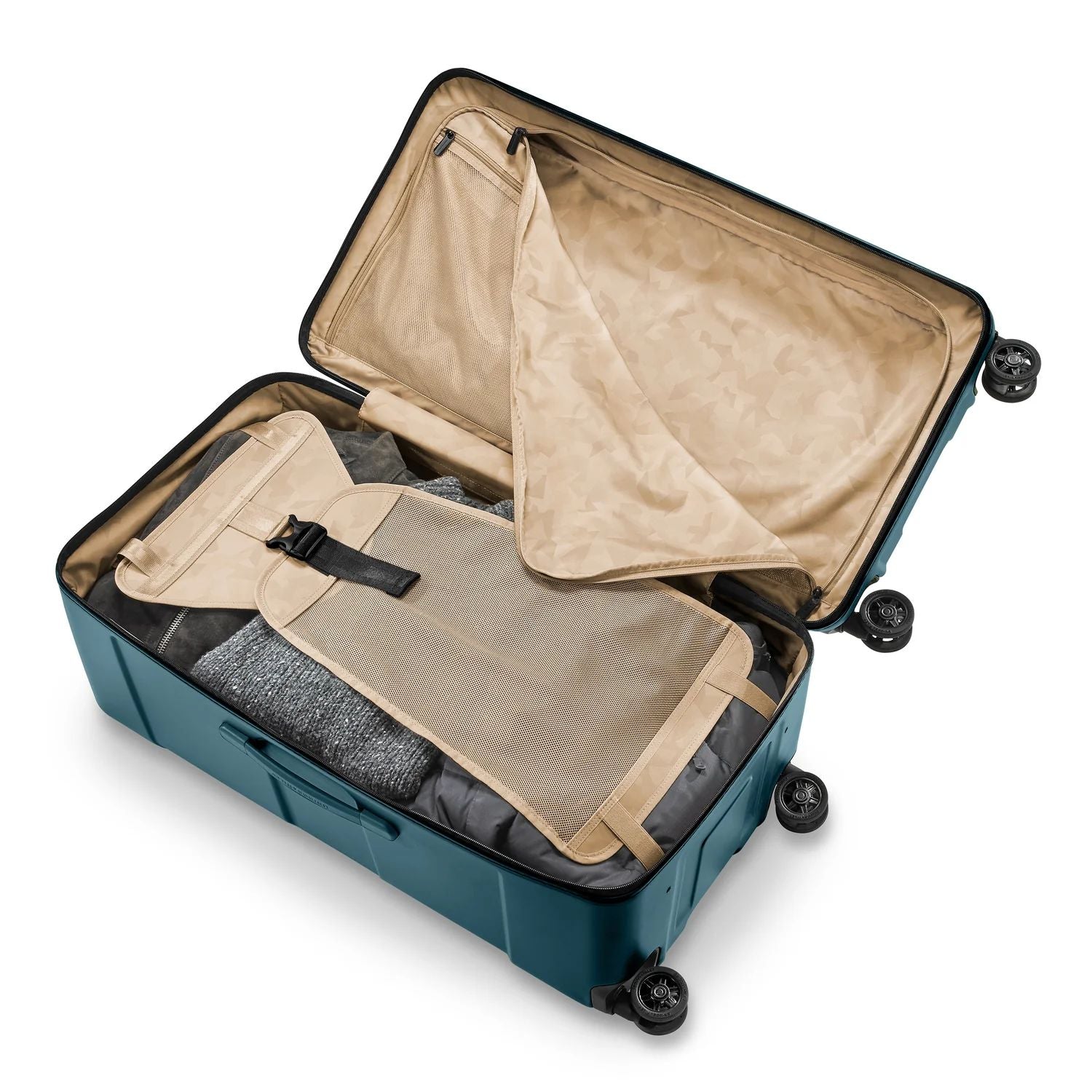 Briggs & Riley Torq Extra Large Trunk Spinner - Ocean