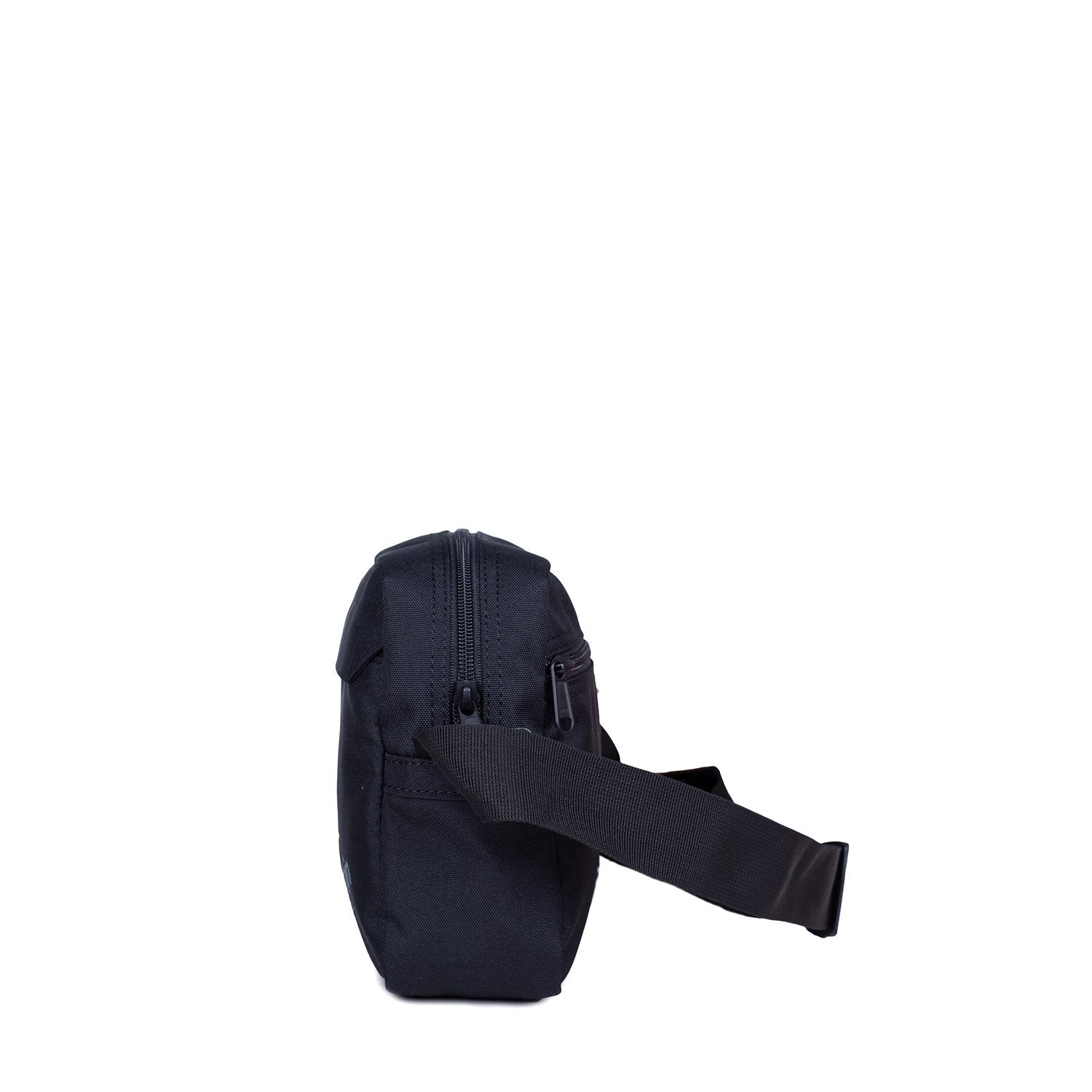 Cabinzero Flipside Shoulder Bag 3L (Absolute Black)