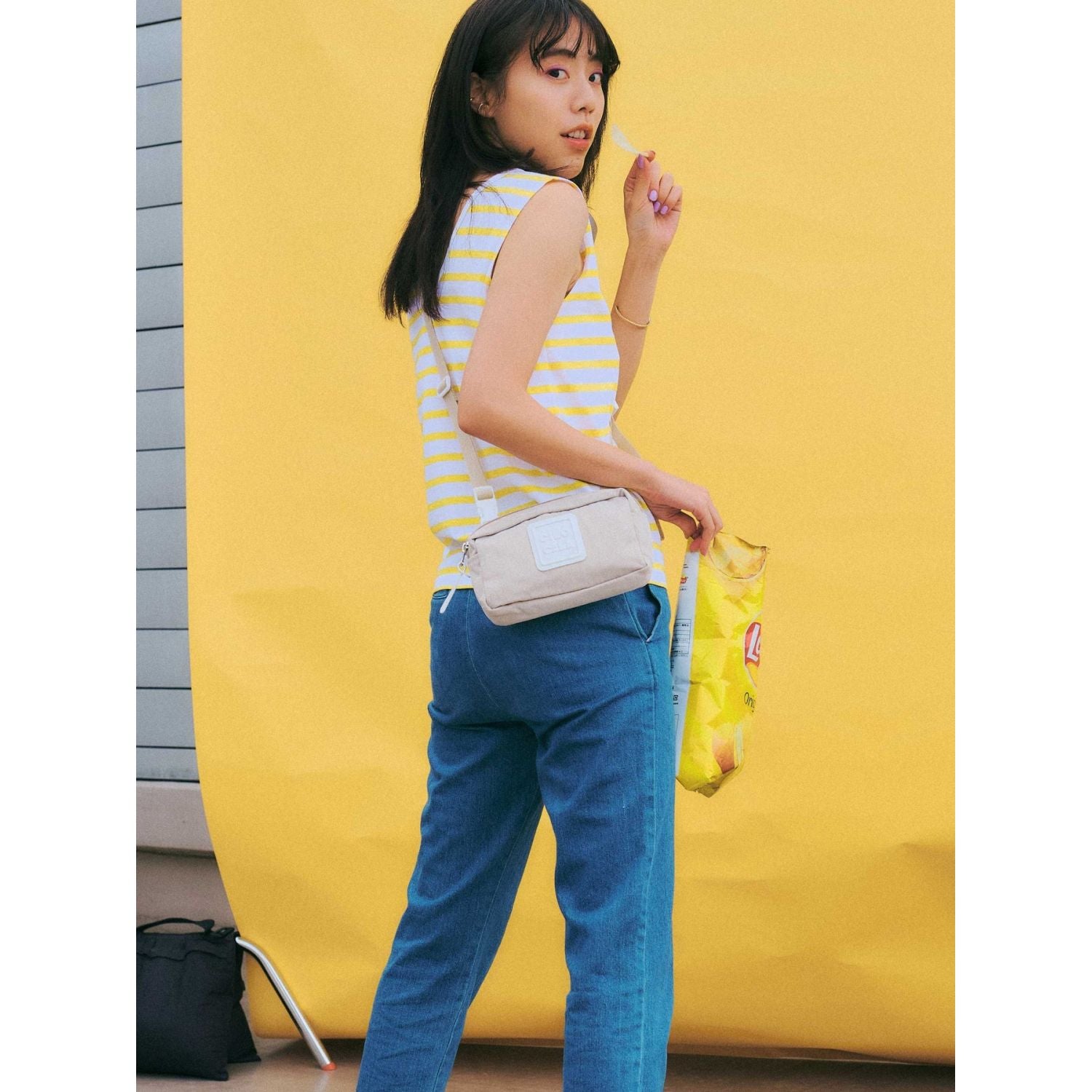 Cilocala Regular Shoulder Pouch Yoko (Stone)