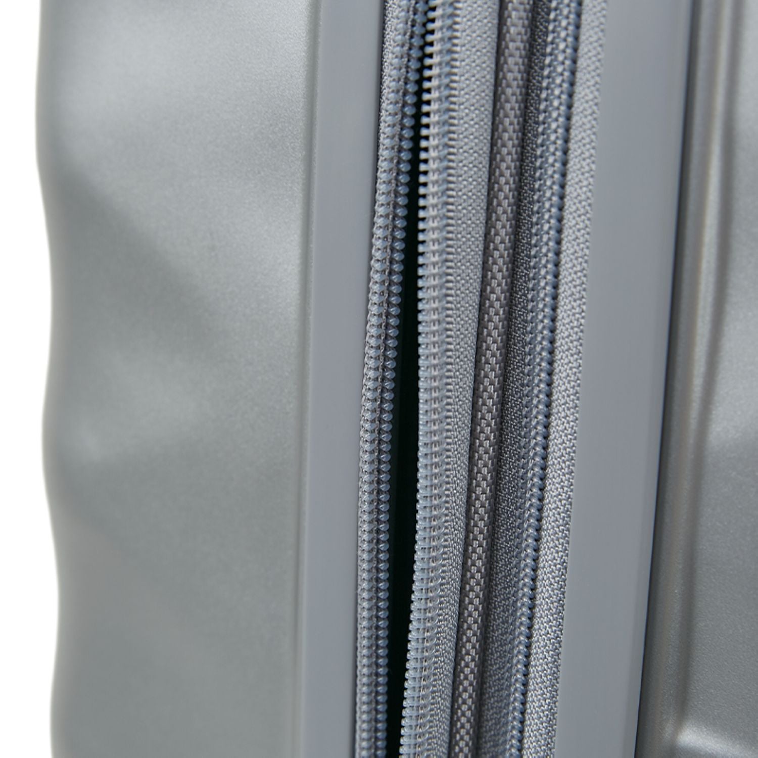 Crossing Arc Pc Upright Medium Luggage 24" (Silver)