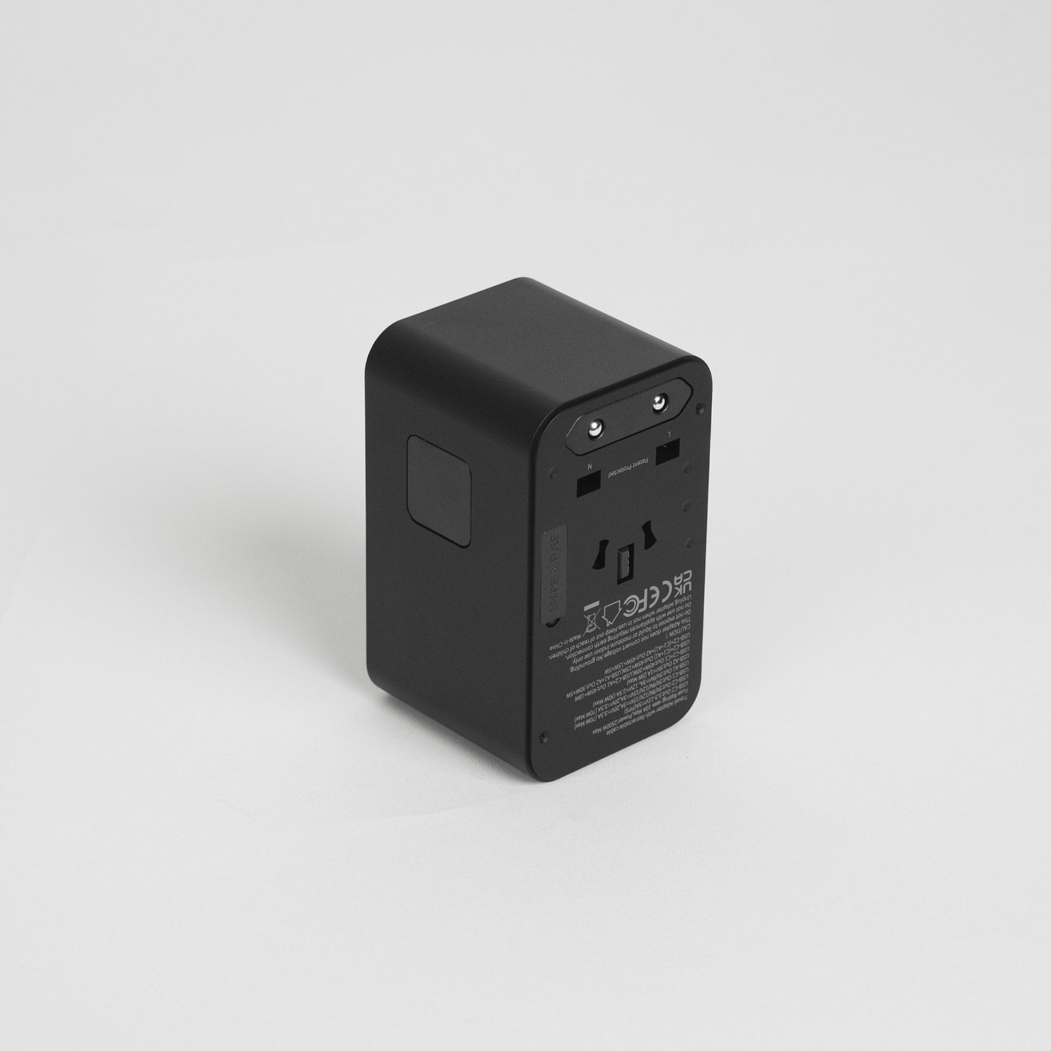 Crossing World Travel Adaptor 70W with 2 X USB-A + 2 X USB-C with Built-In Type C Cable - Black