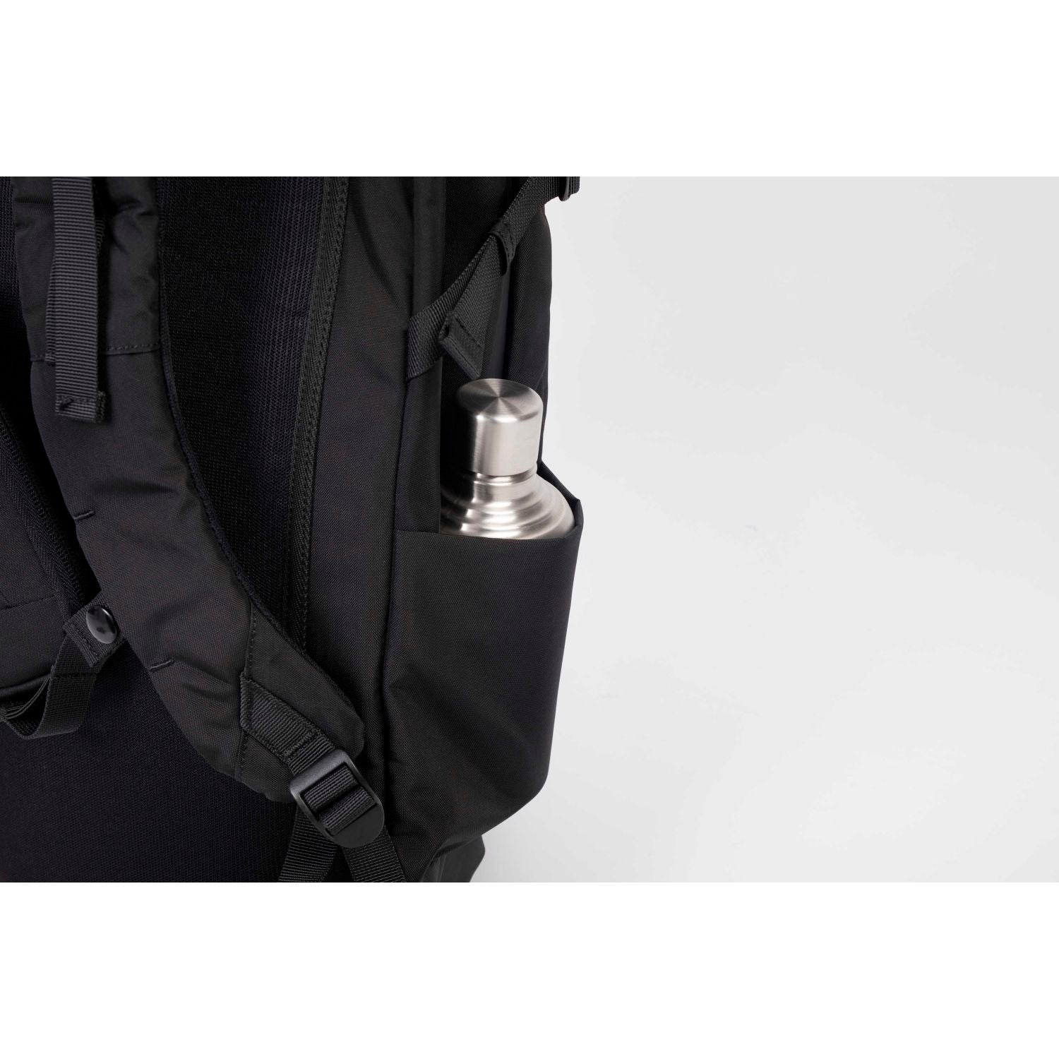 Doughnut Astir - Black