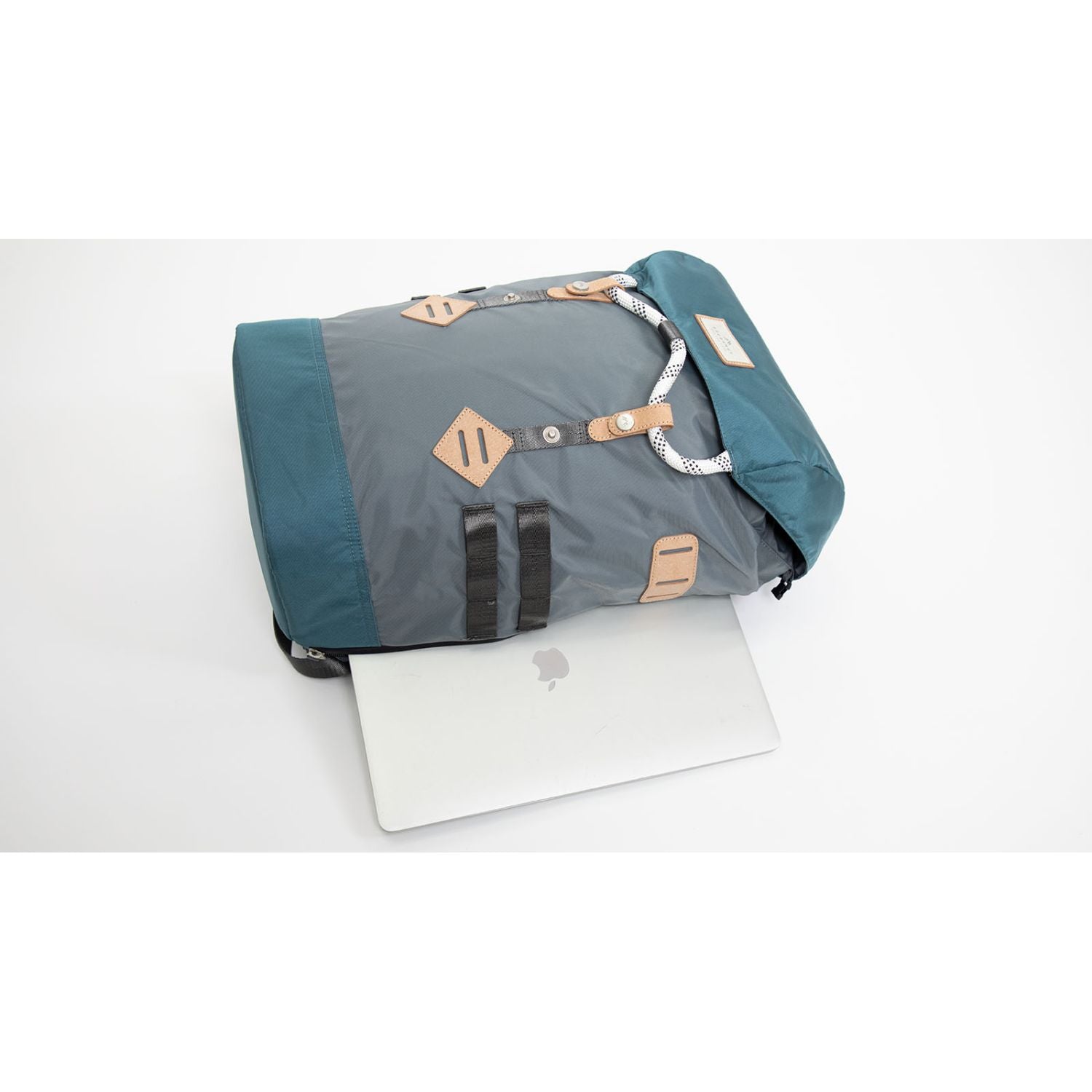 Doughnut Colorado Jungle Series Backpack - Charcoal X Teal