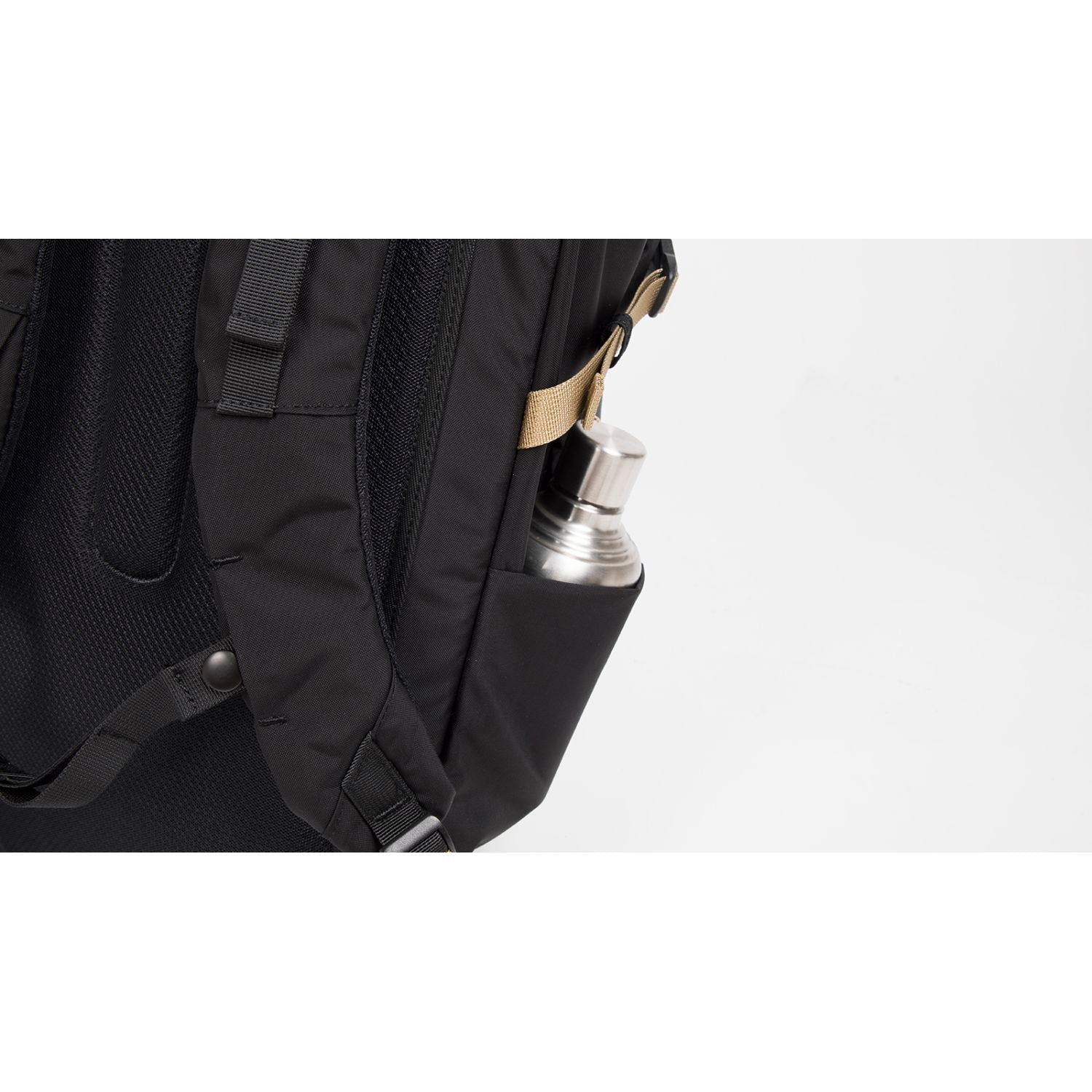 Doughnut Dynamic Large Shield Series - Black