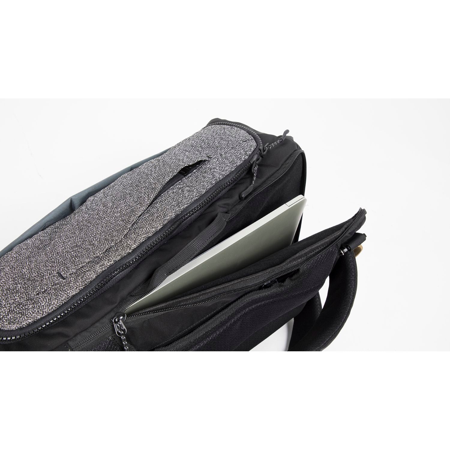 Doughnut Sturdy Shield Series - Black