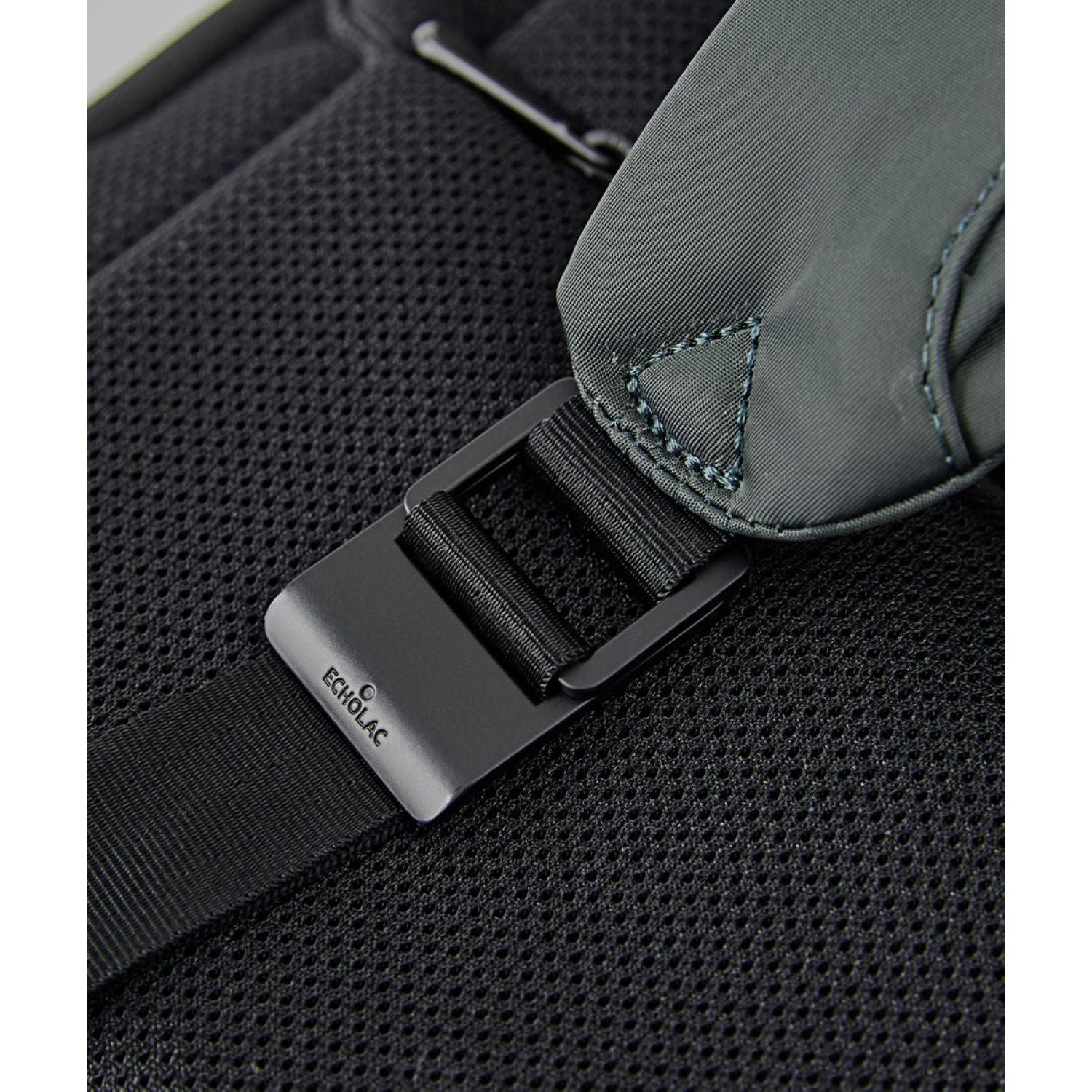 Echolac Dayone Backpack (Green)