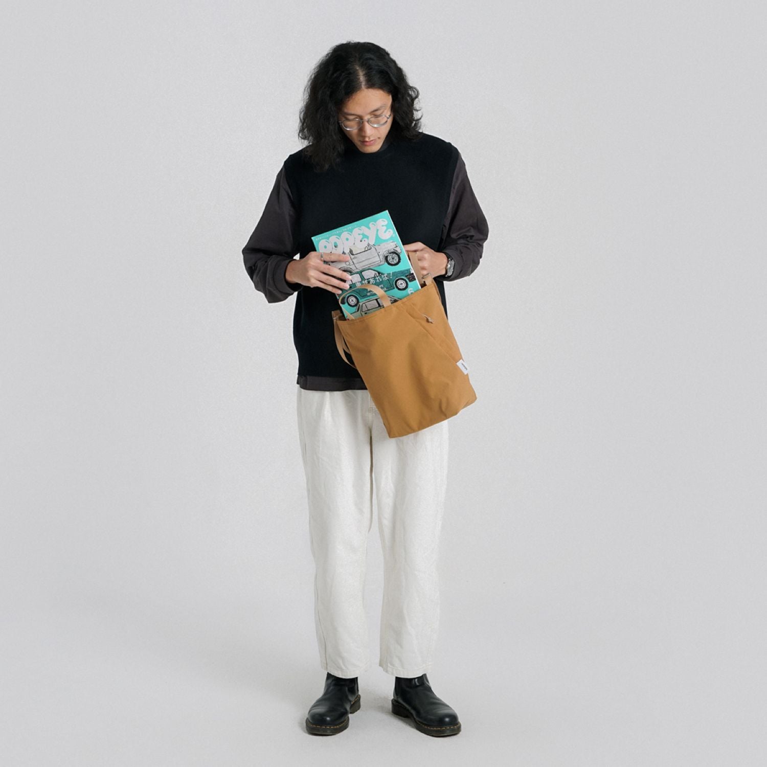 Hellolulu Collin 2 Sided Shoulder (M) (Toffee)