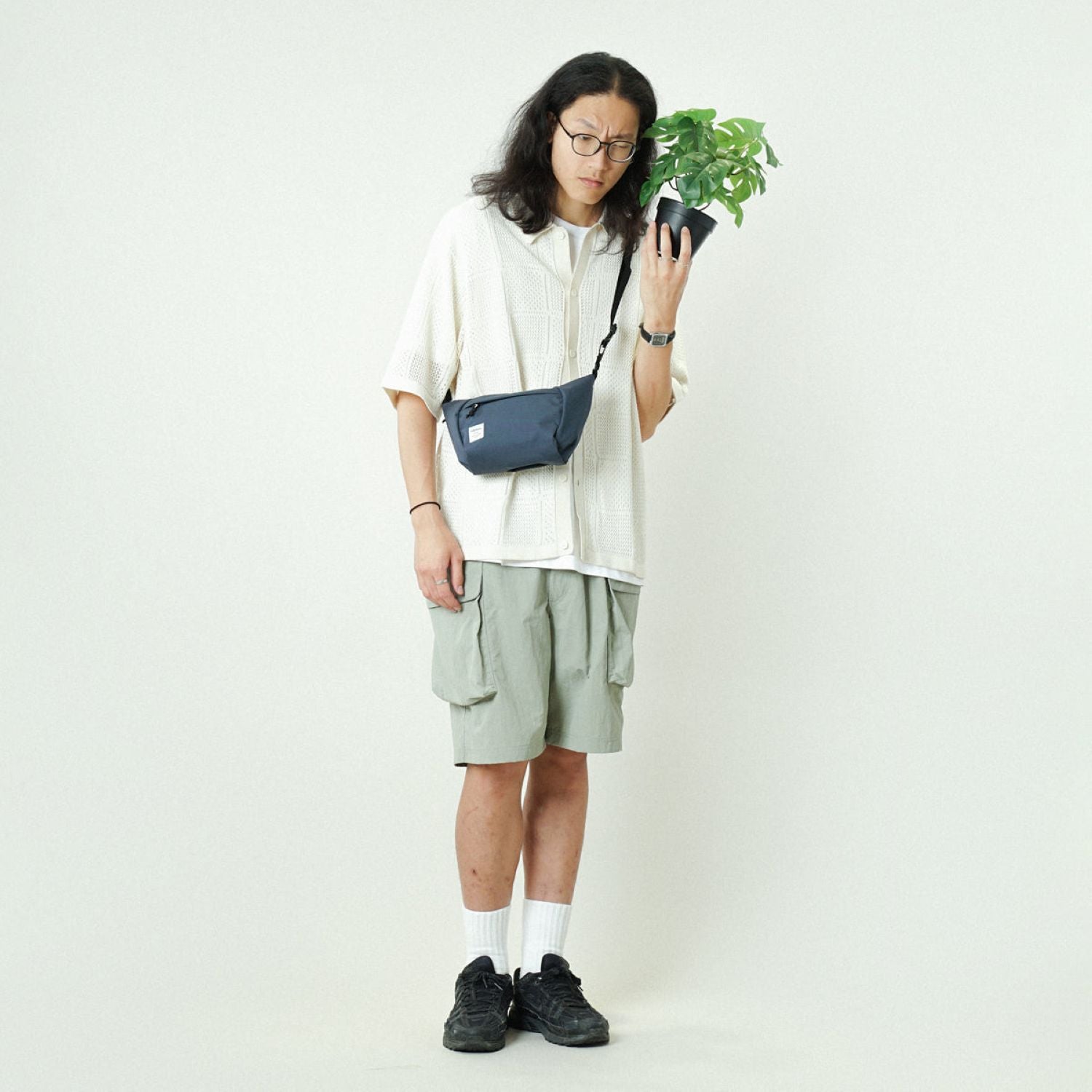 Hellolulu Cora 3-Way Sling Bag (Dark Sapphire)