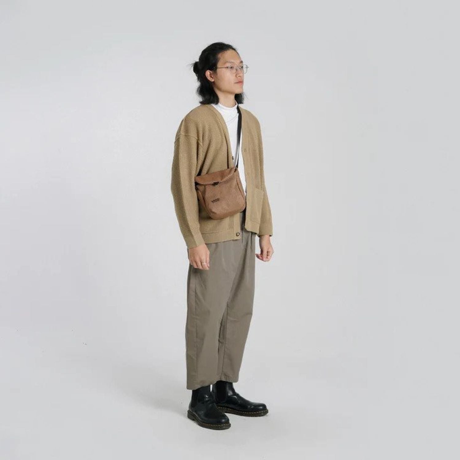 Hellolulu Desi Sling Bag Recycled (Teak Brown)