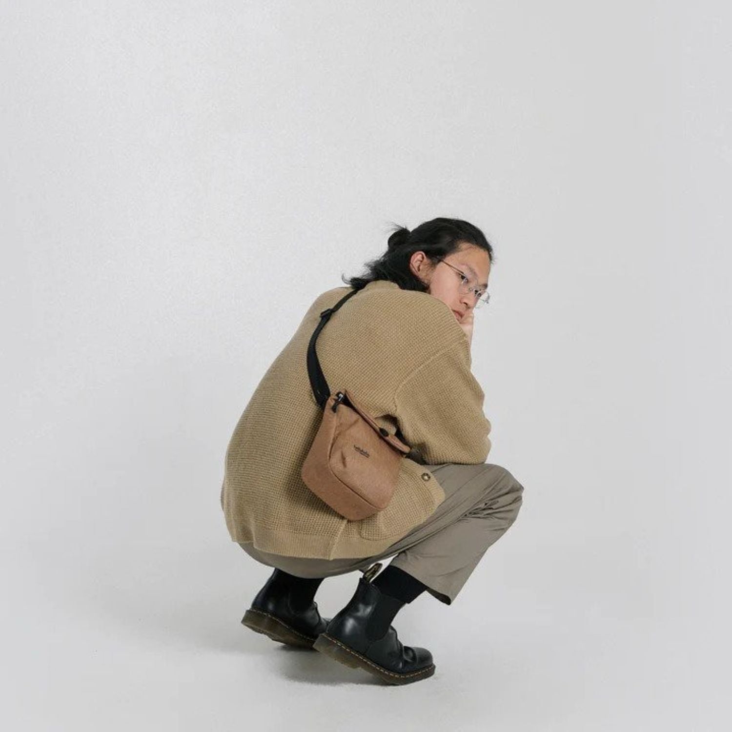 Hellolulu Desi Sling Bag Recycled (Teak Brown)