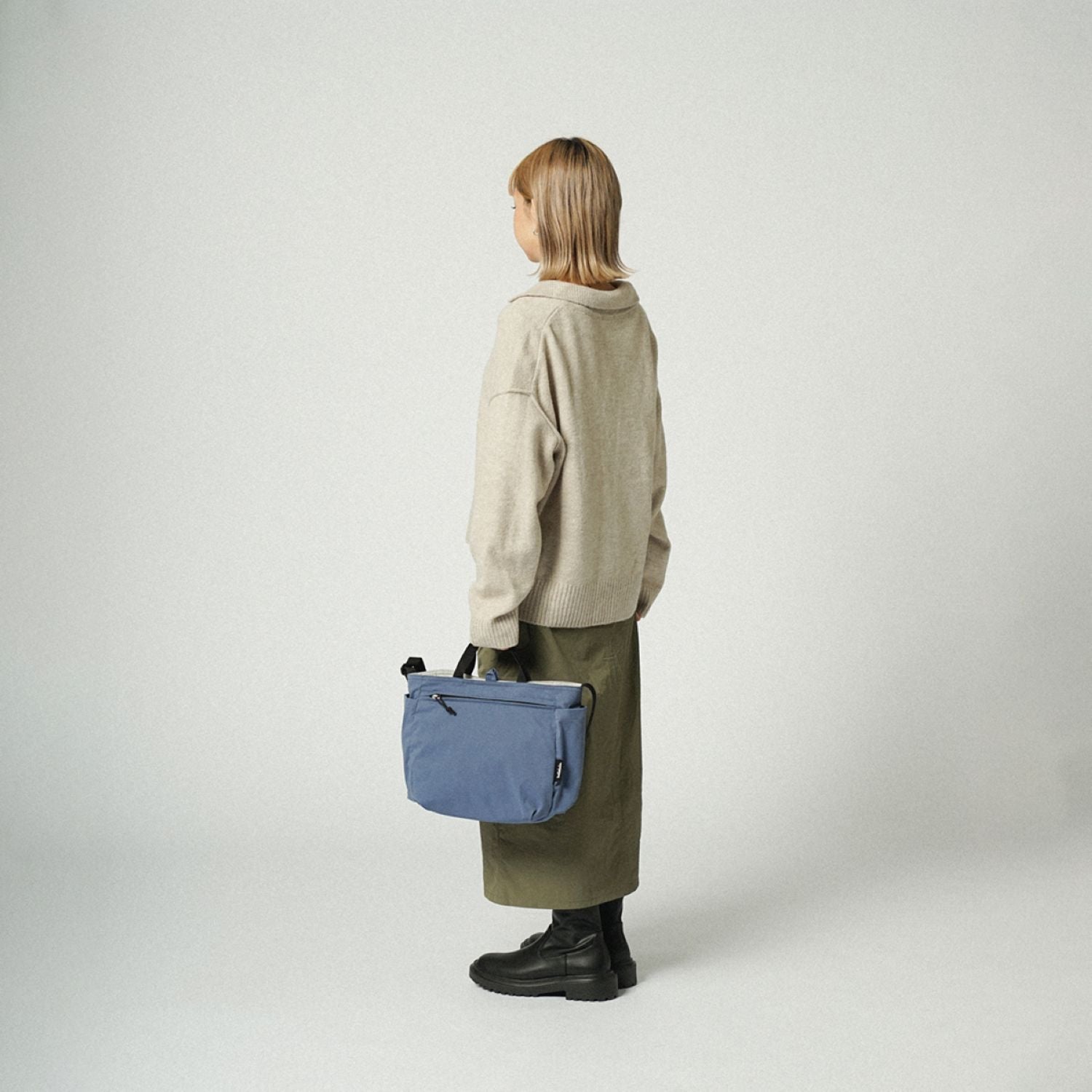 Hellolulu Jolie Double Sided 2 Way Shoulder Bag Recycled (Cloudy Gray/Classic Blue)