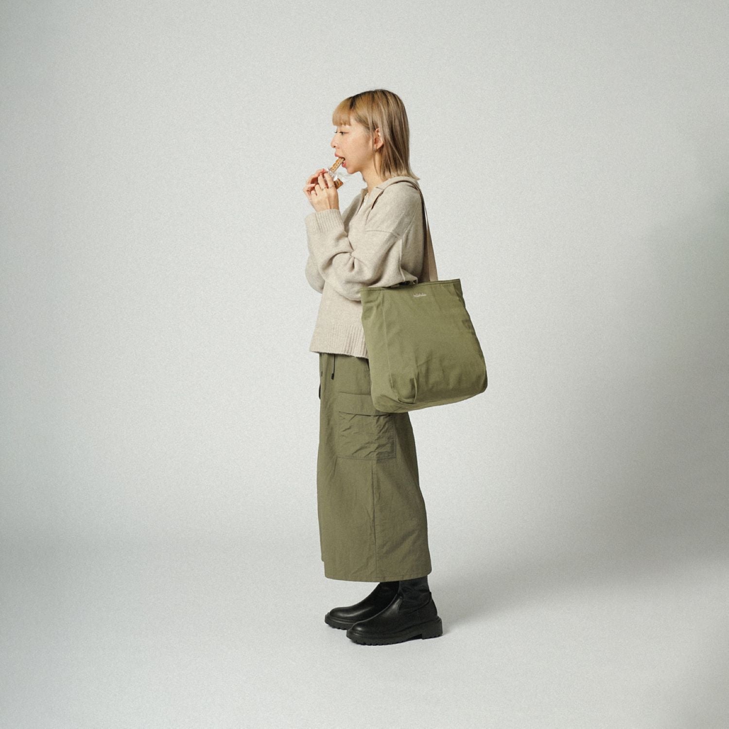 Hellolulu Jonna Double Sided Versatile Tote Recycled (Bright Olive/Linen)