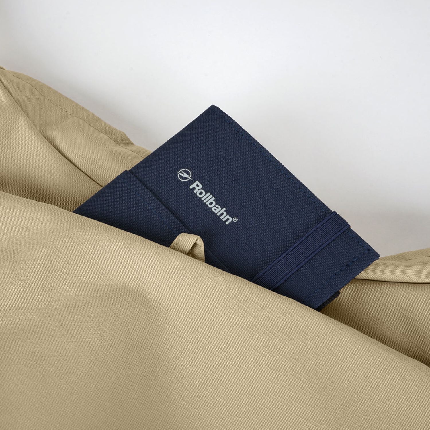 Hellolulu Lucas Wide Zip Shoulder Bag (Fog Khaki)