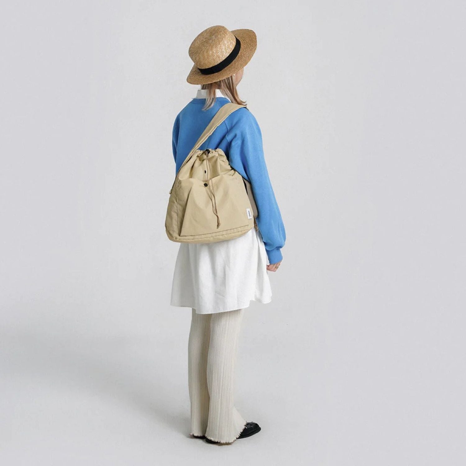 Hellolulu Nick 2 Way Drawstring Shoulder Bag (Light Oak)