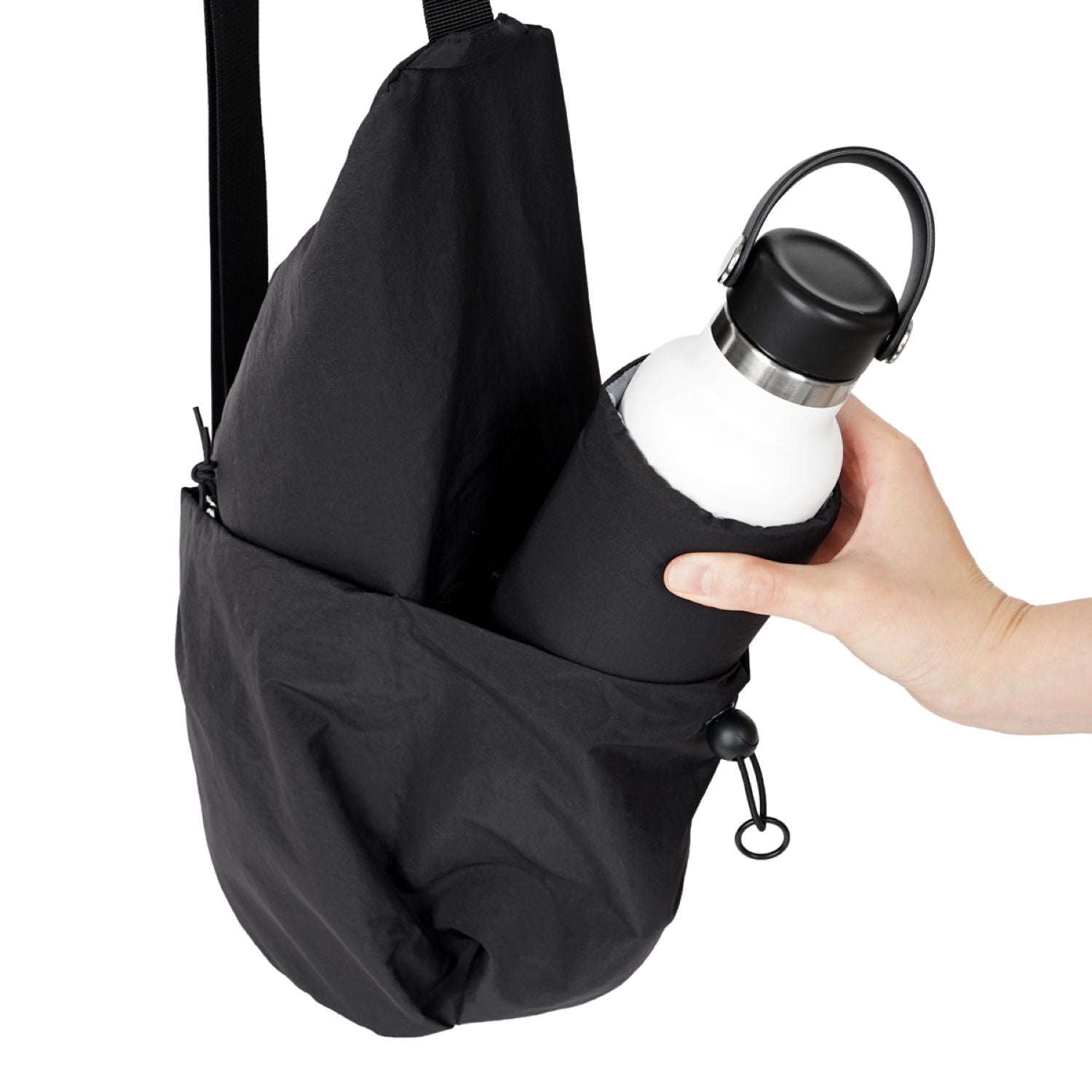 Hellolulu Remi Anywhere Sling Bag (Black Onyx)