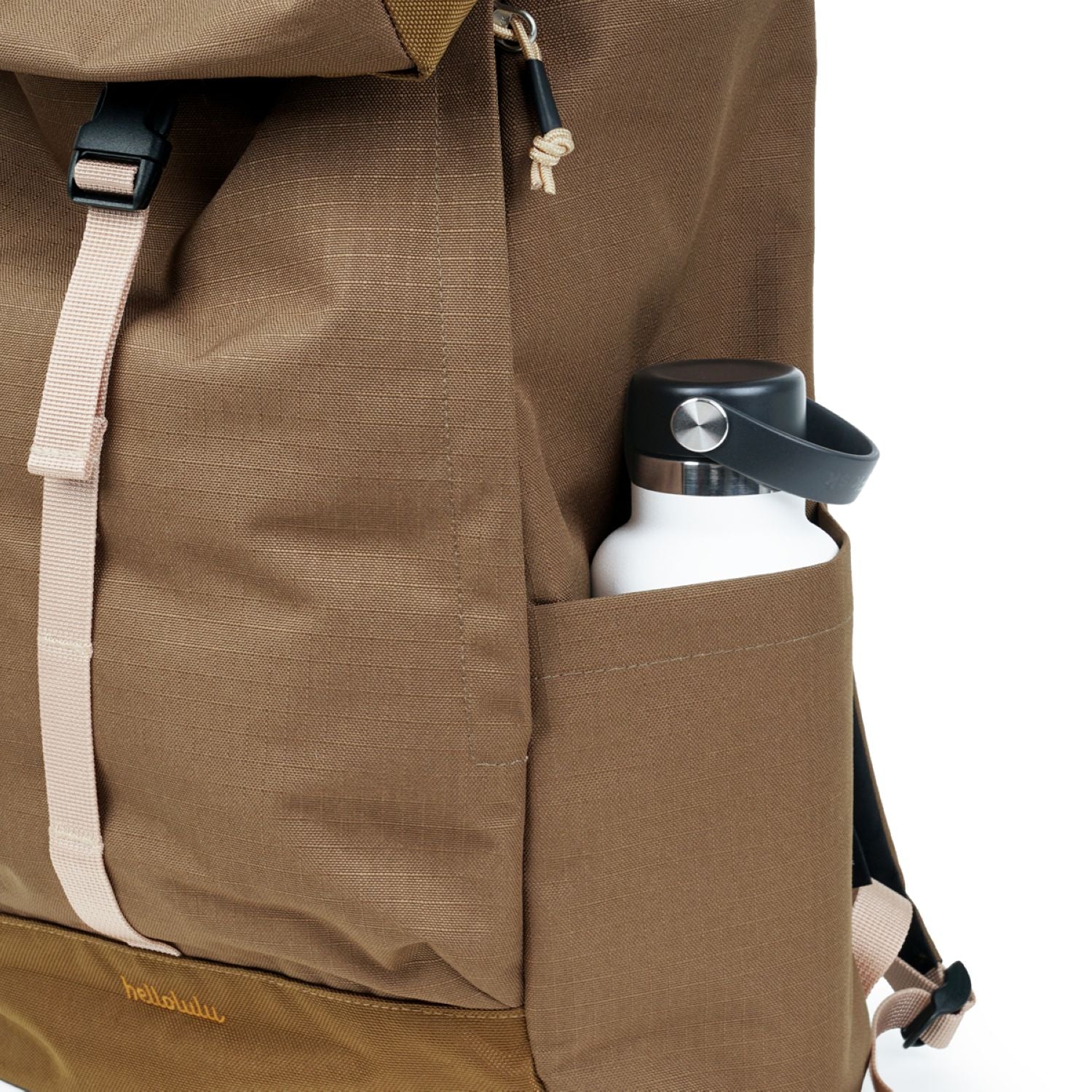 Hellolulu Saro Utility Flap Backpack M Recycled (Tan Khaki)