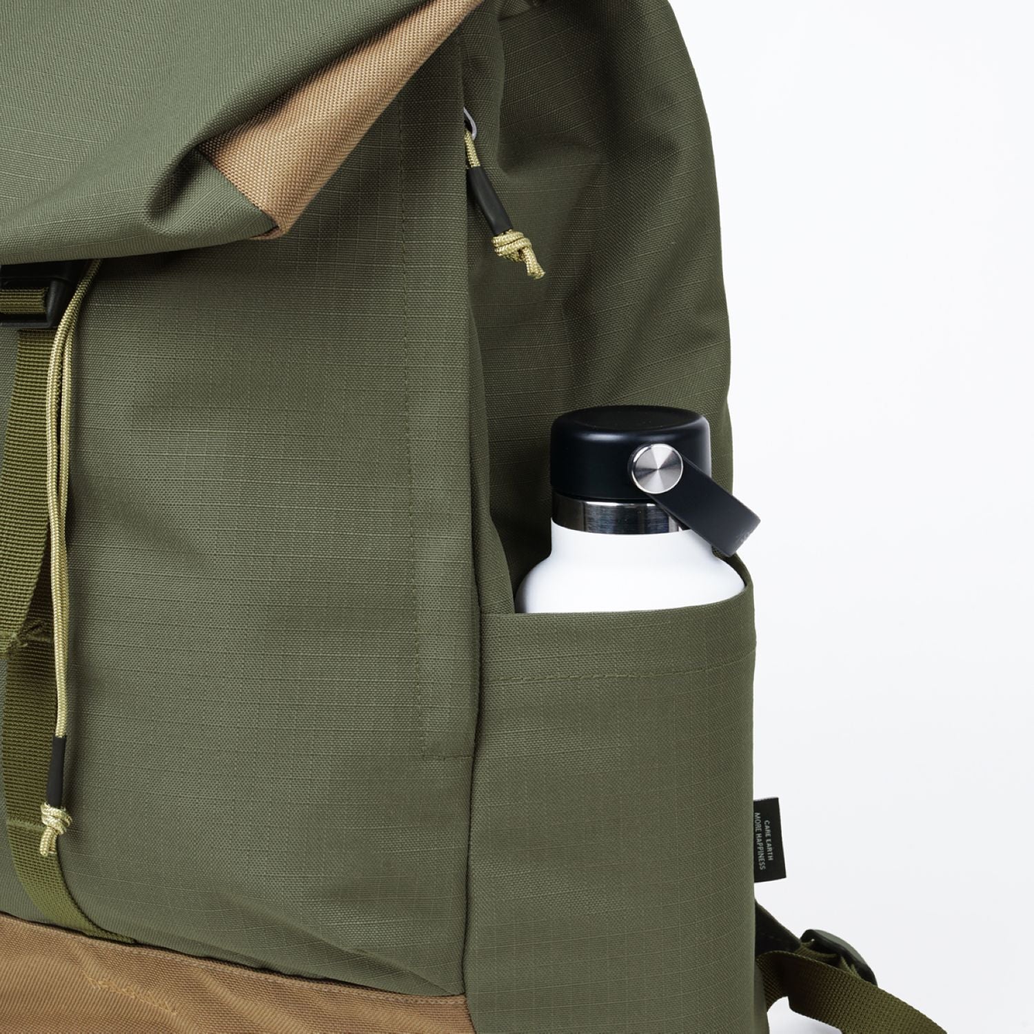 Hellolulu Saro Utility Flap Backpack M Recycled (Olive Drab)