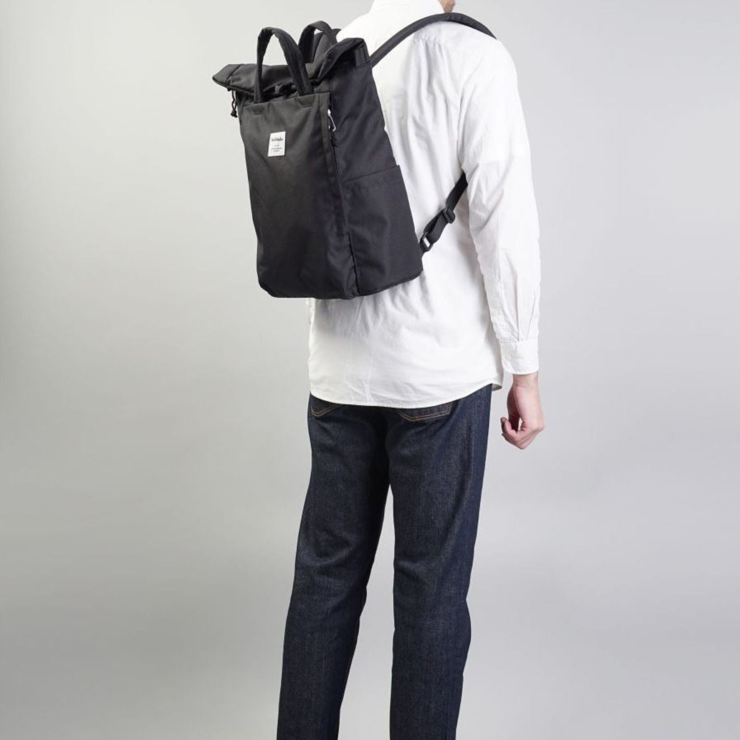 Hellolulu Tate Backpack (Black)