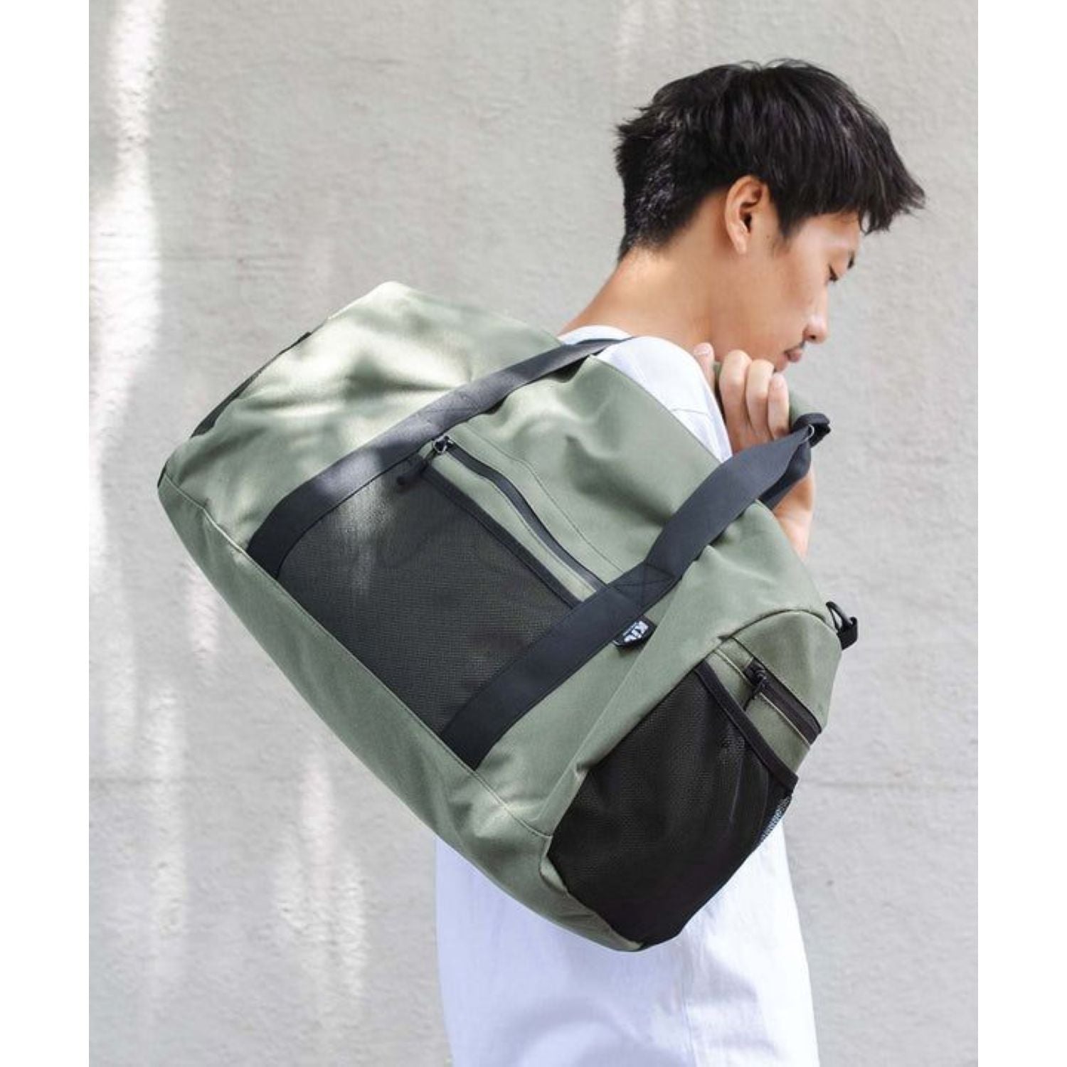 KiU Water Repellent 600D Boston Bag 31L (Khaki)