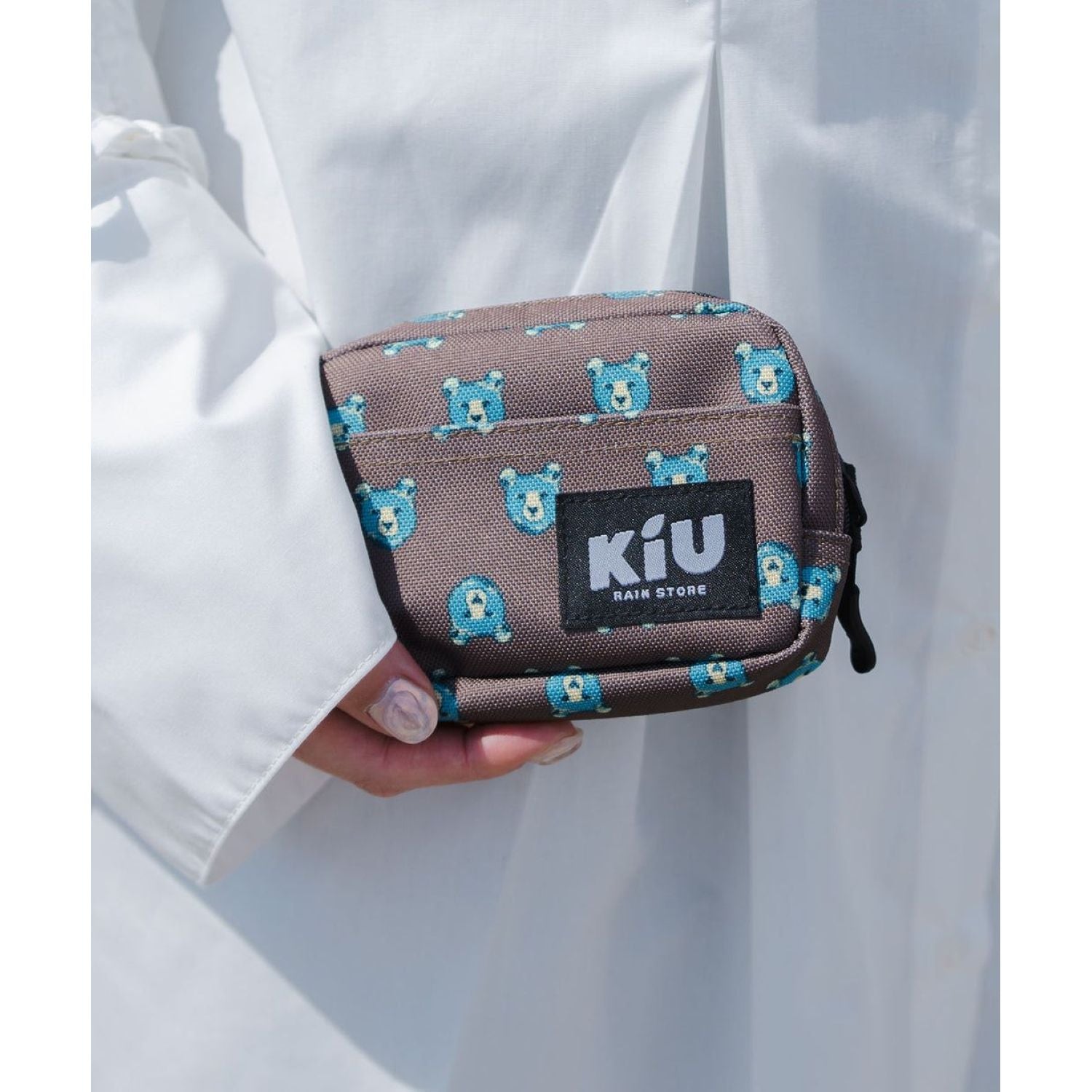 KiU Water Repellent Pouch Medium (Leopard)