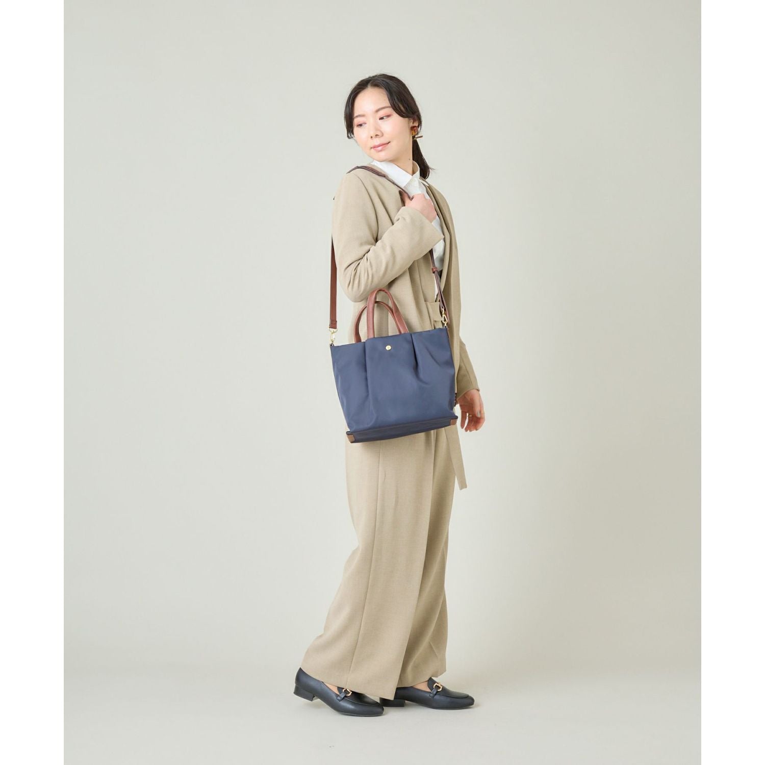 Legato Largo Burden Free 2Way Shoulder Bag (Light Brown)