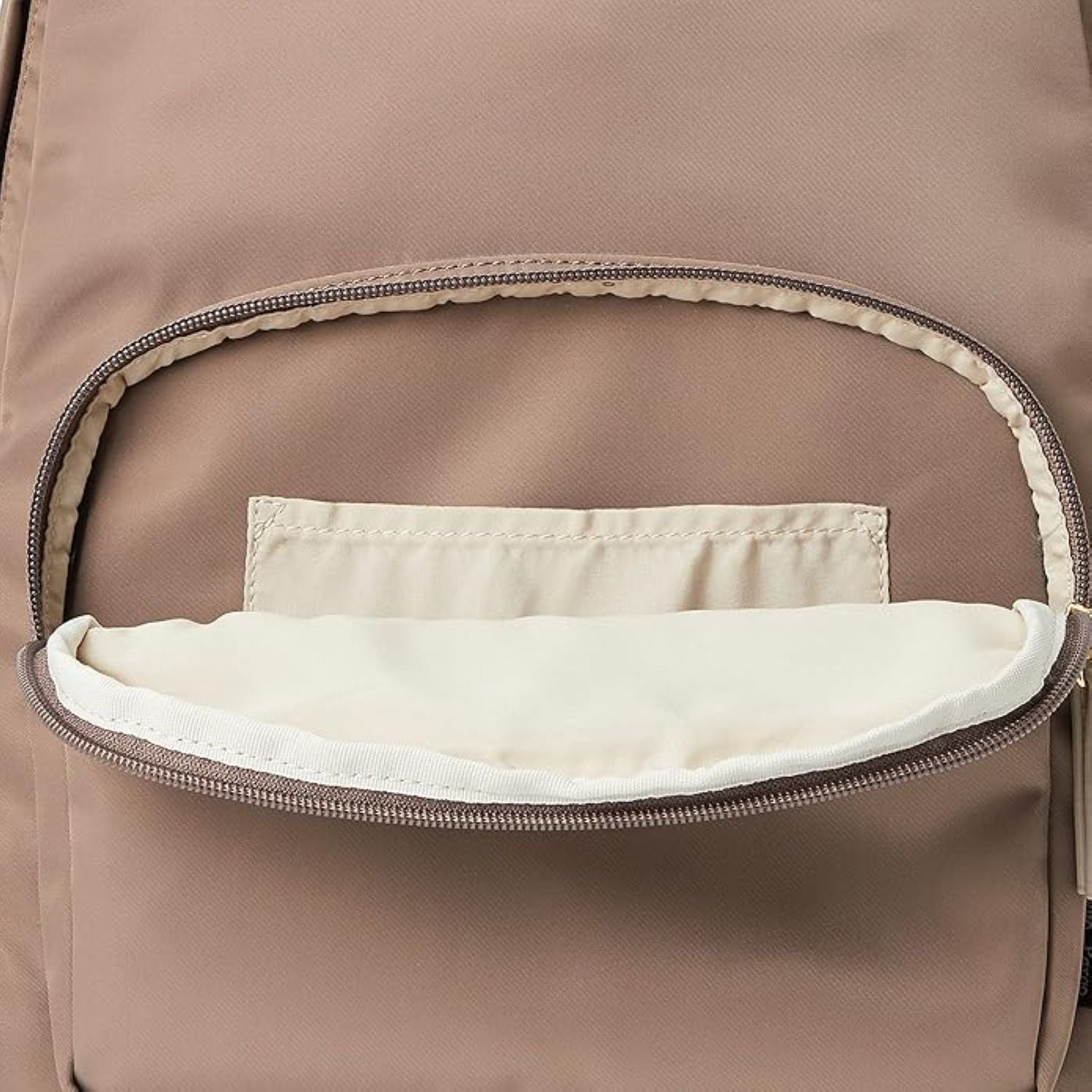 Legato Largo Burden Free Backpack (Light Brown)