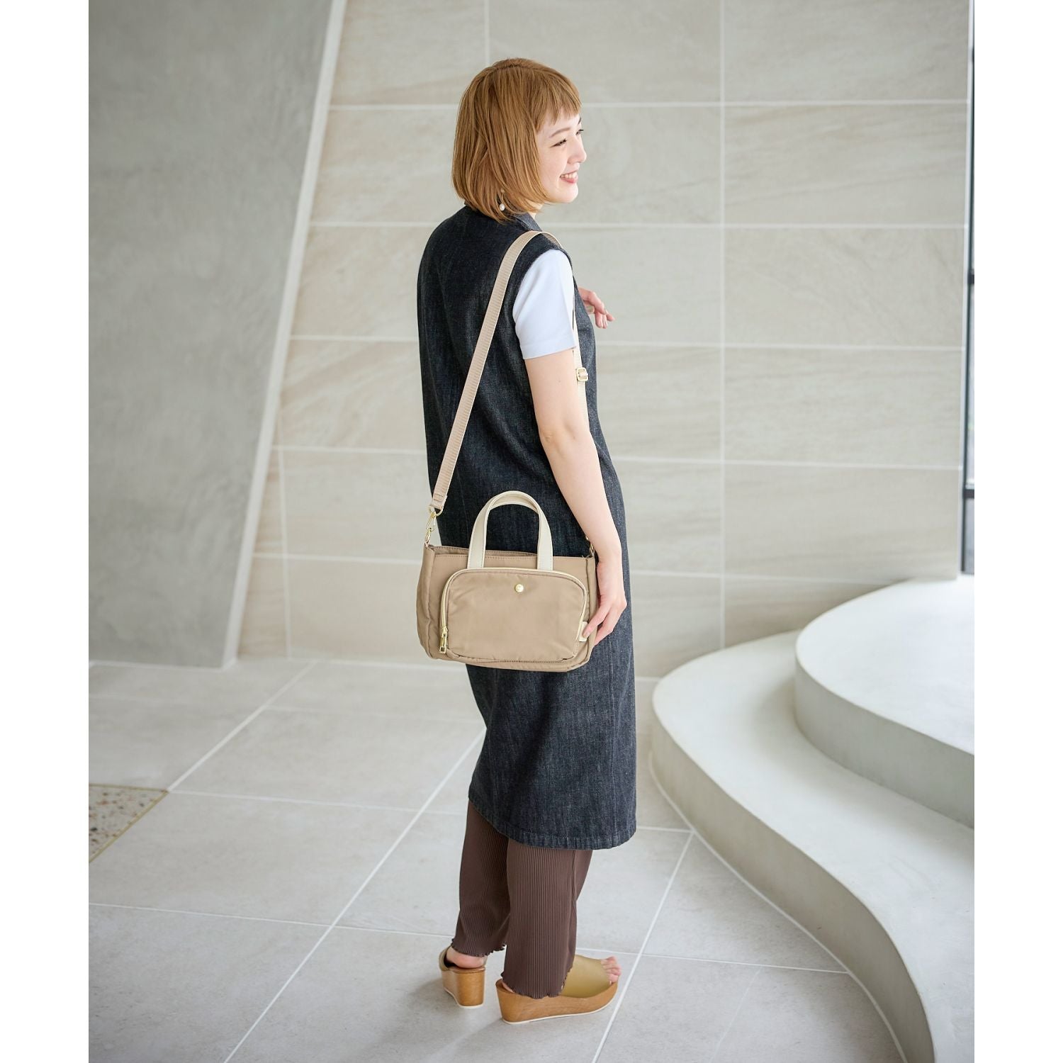 Legato Largo One Mile 2Way Wallet Shoulder Bag (Grey Beige)