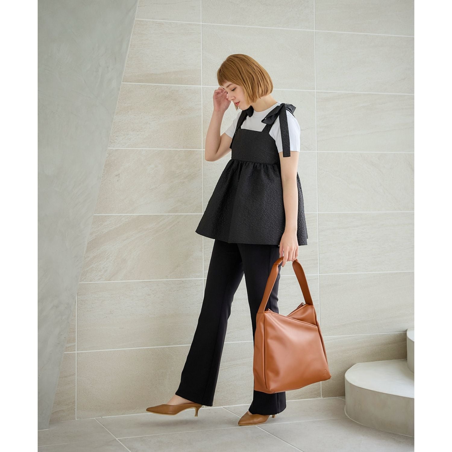 Legato Largo Link Tote Bag (Camel)