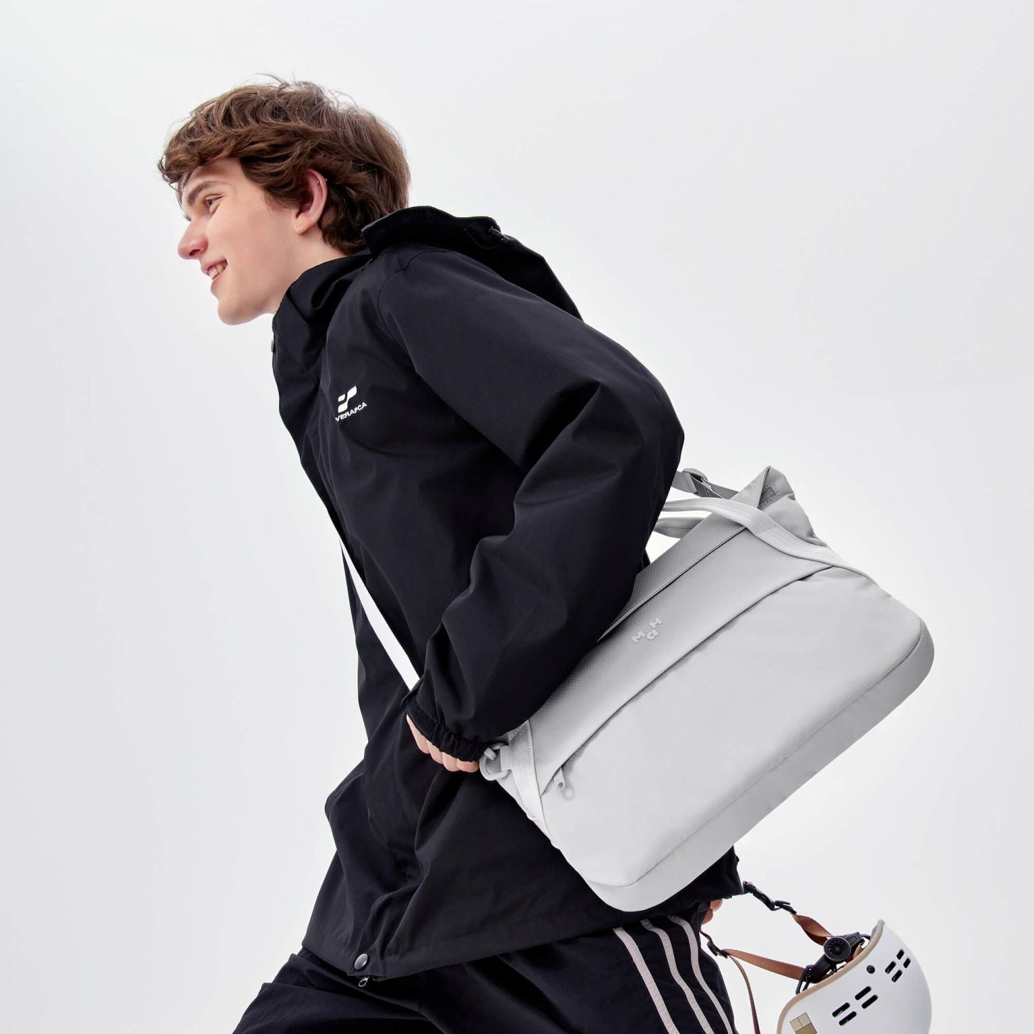 MAH Airy Cross 6L Sling Bag - Light Grey