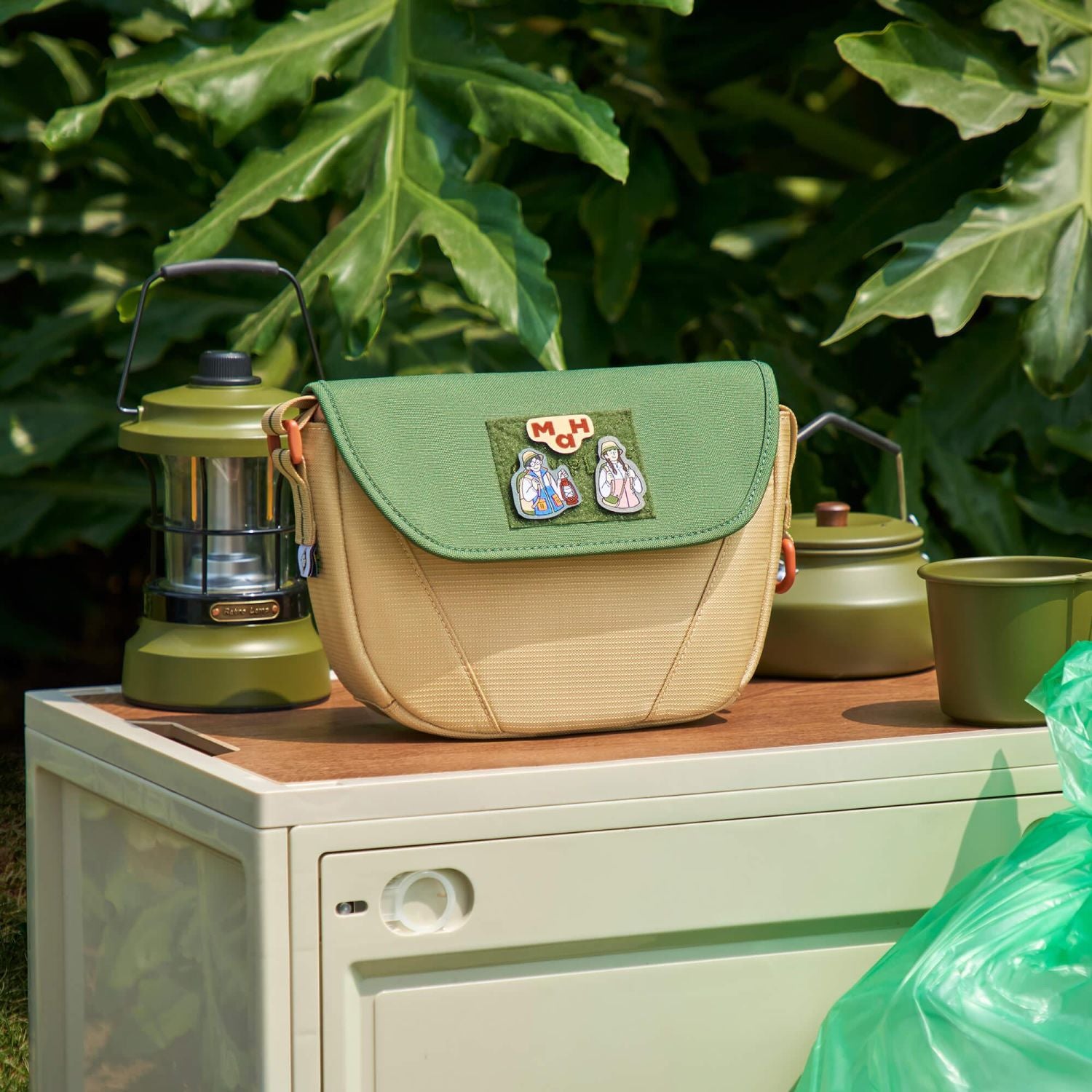 MAH Young Cross Shuttle Camplife Recycloth Sling Bag - Green