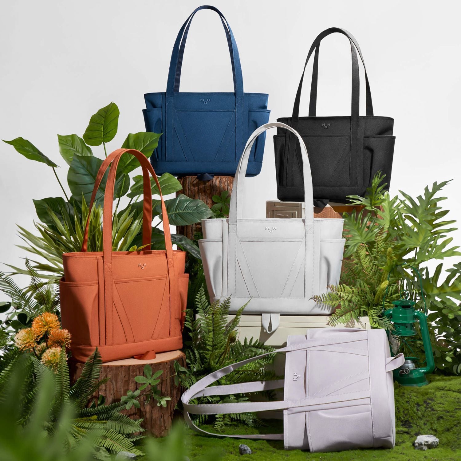 MAH Young Tour Tote Bag - Black