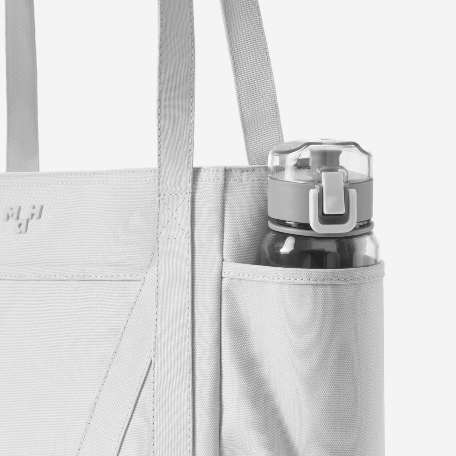 MAH Young Tour Tote Bag - Dark Blue