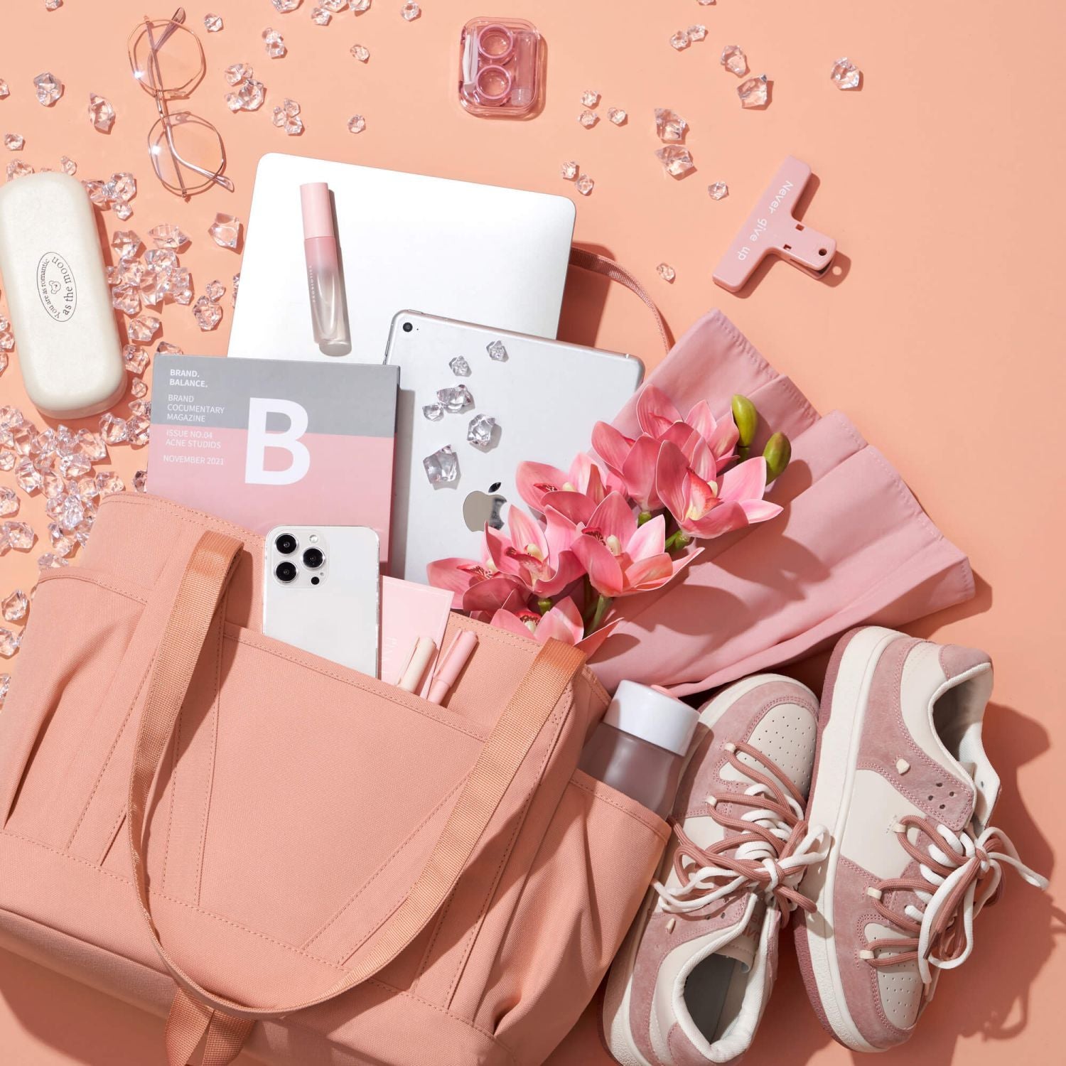 MAH Young Tour Tote Bag - Glacier Pink