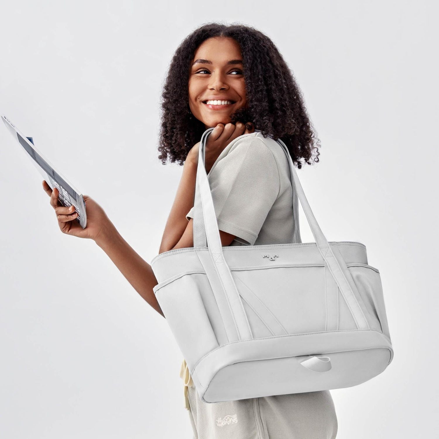 MAH Young Tour Tote Bag - Light Grey