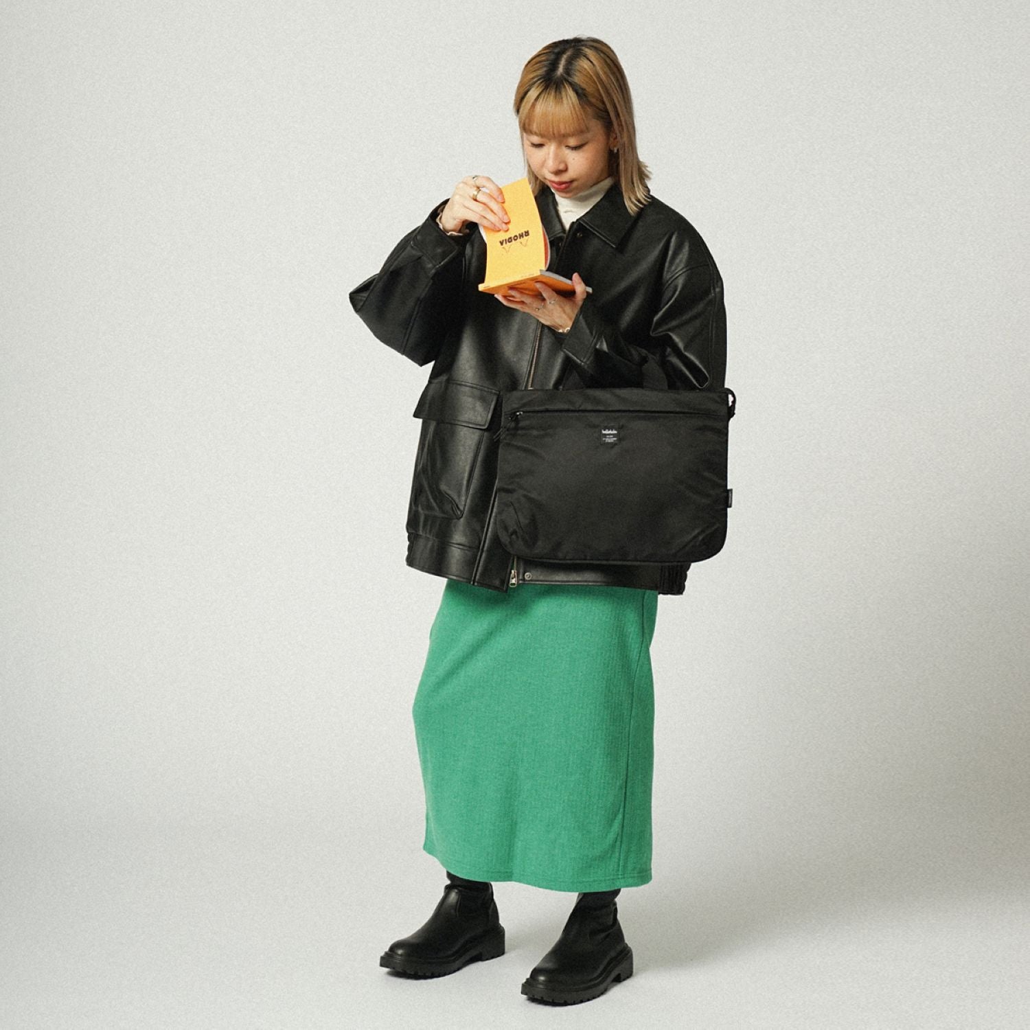 Hellolulu Mira 3-Way Sleeve Case 14" Recycled (Raven Black)