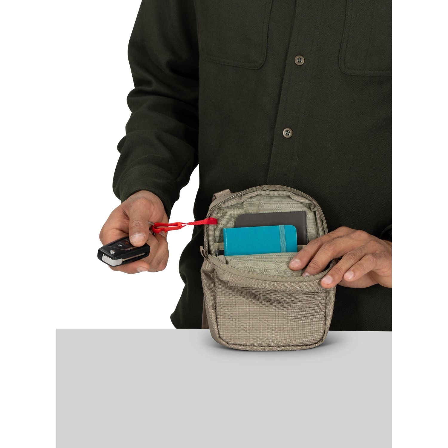 Osprey Aoede Small Crossbody Bag (Black)