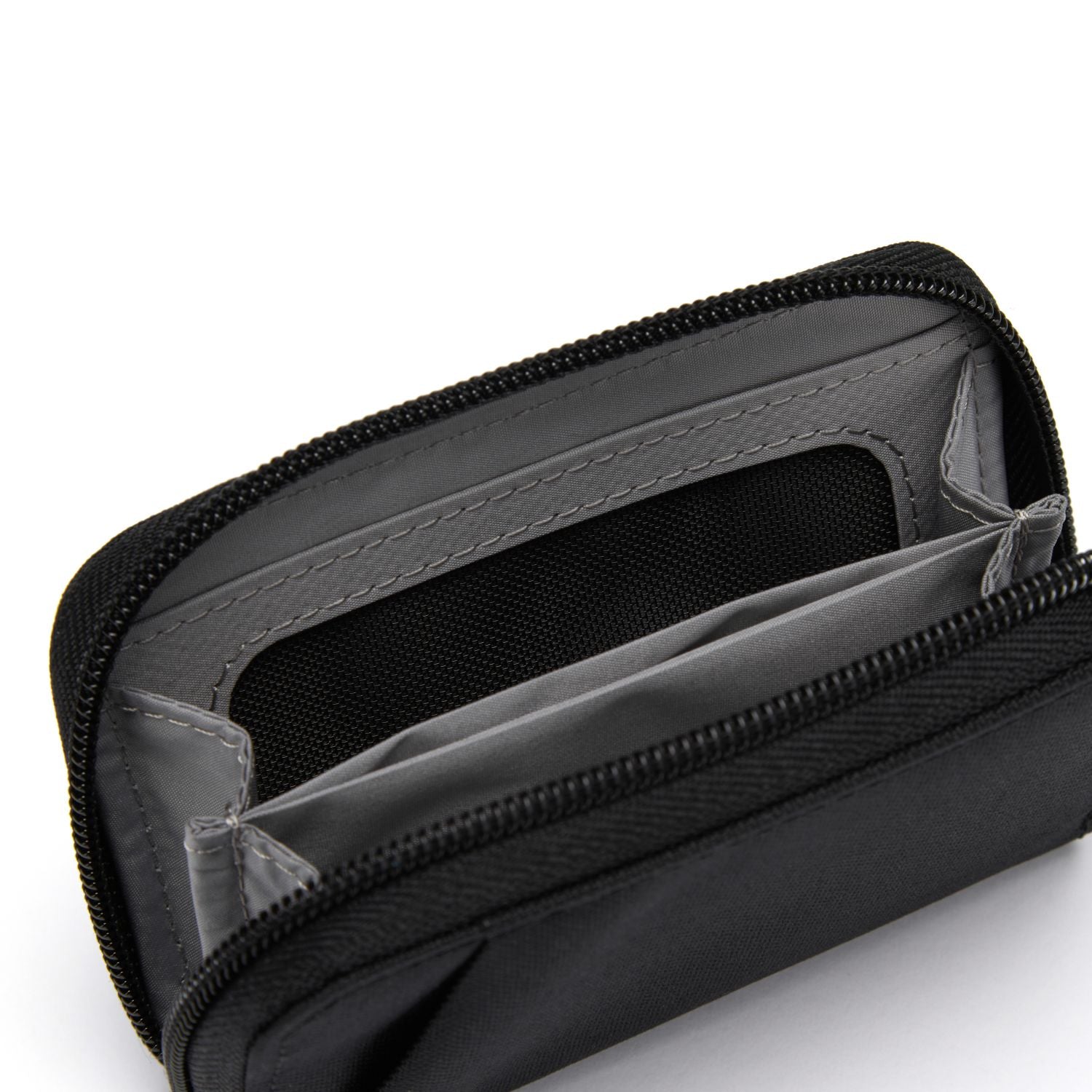 Pacsafe RFIDsafe Card Wallet - Jet Black