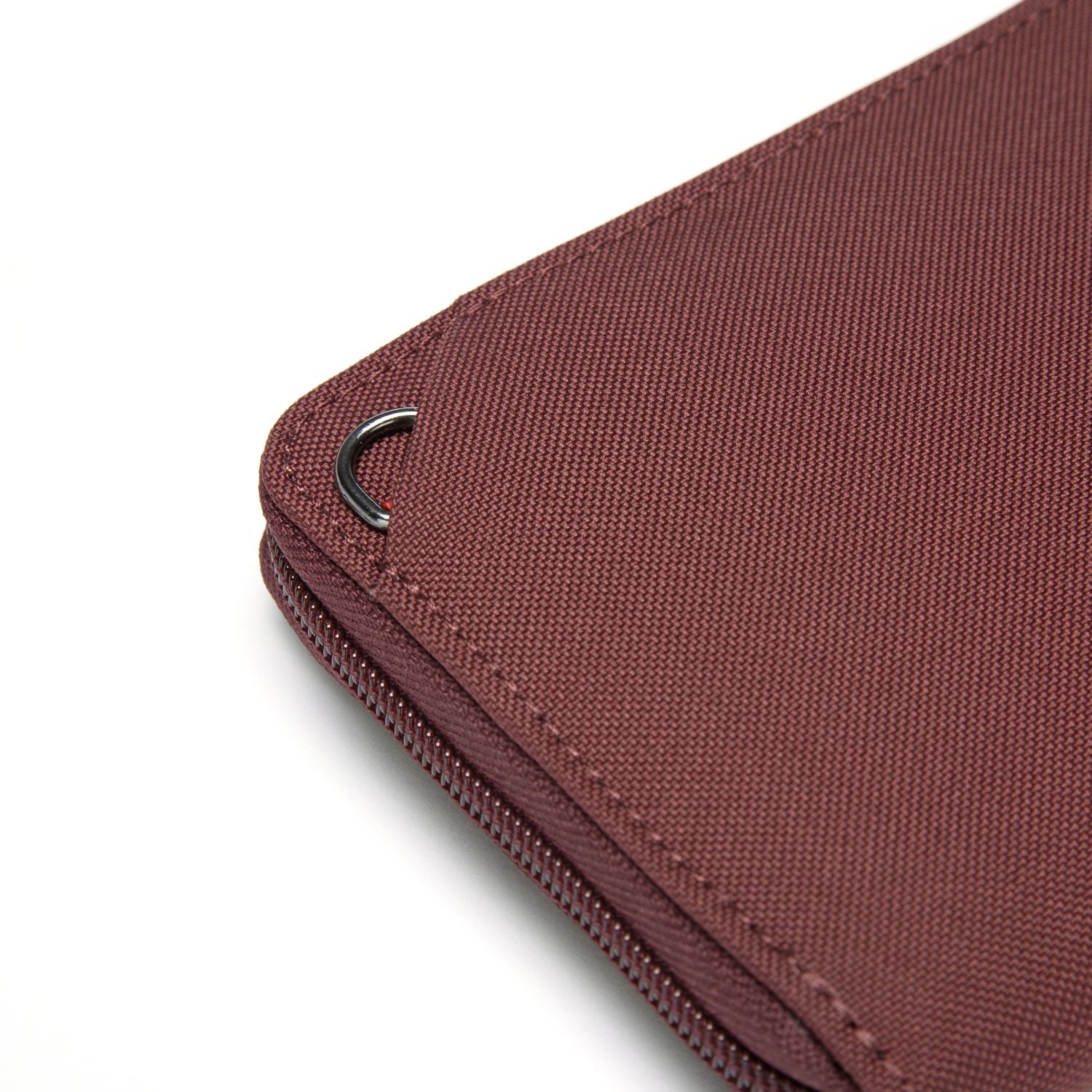 Pacsafe RFIDsafe Continental Wallet - Garnet Red