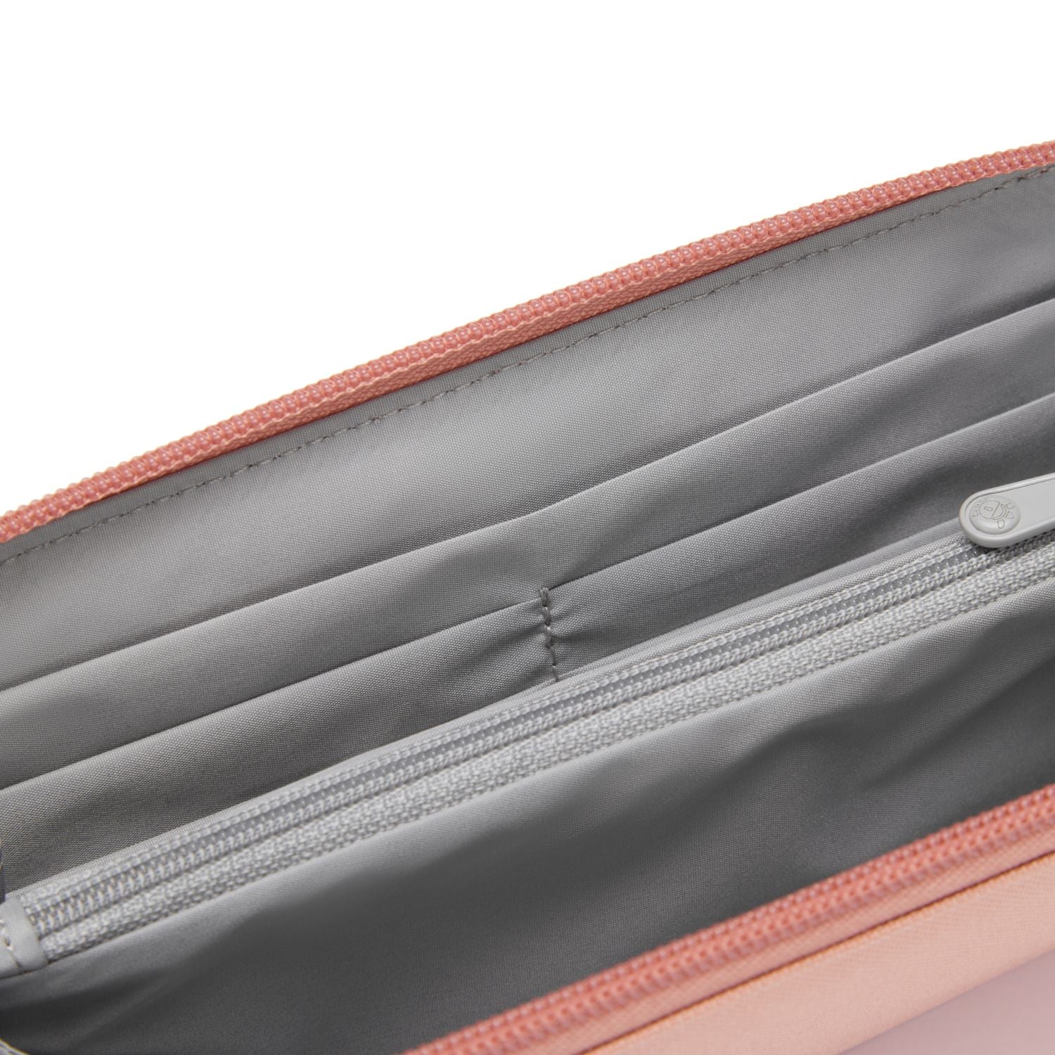 Pacsafe RFIDsafe Continental Wallet - Rose