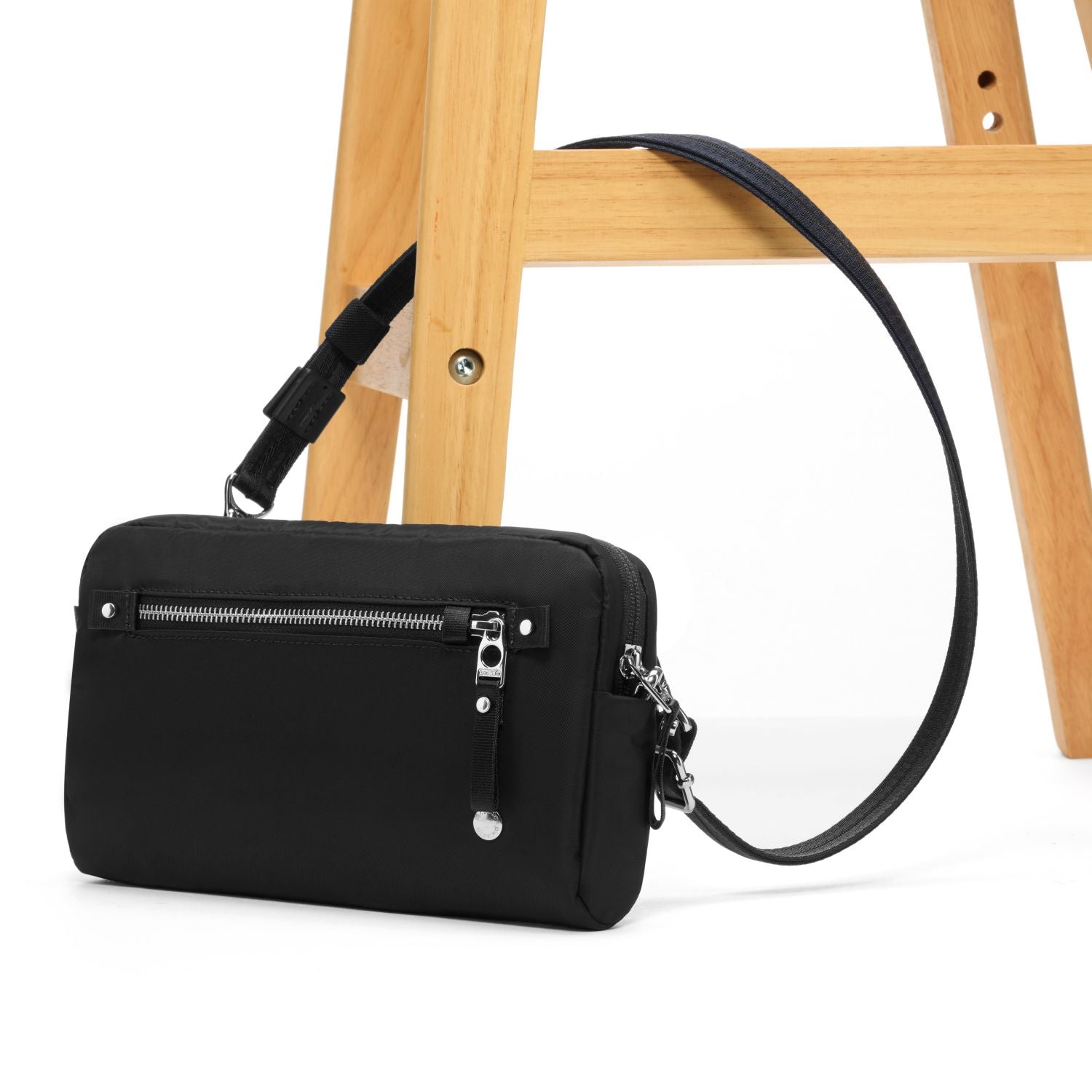 Pacsafe W 3-In-1 Sling - Black