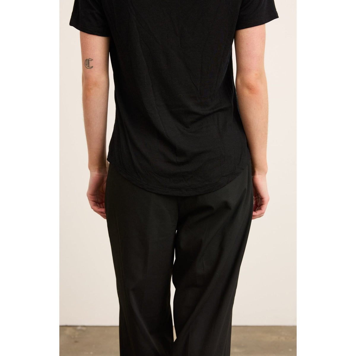 Paire Women's Merino Wool-Blend Crew Neck T-Shirt (Black) L