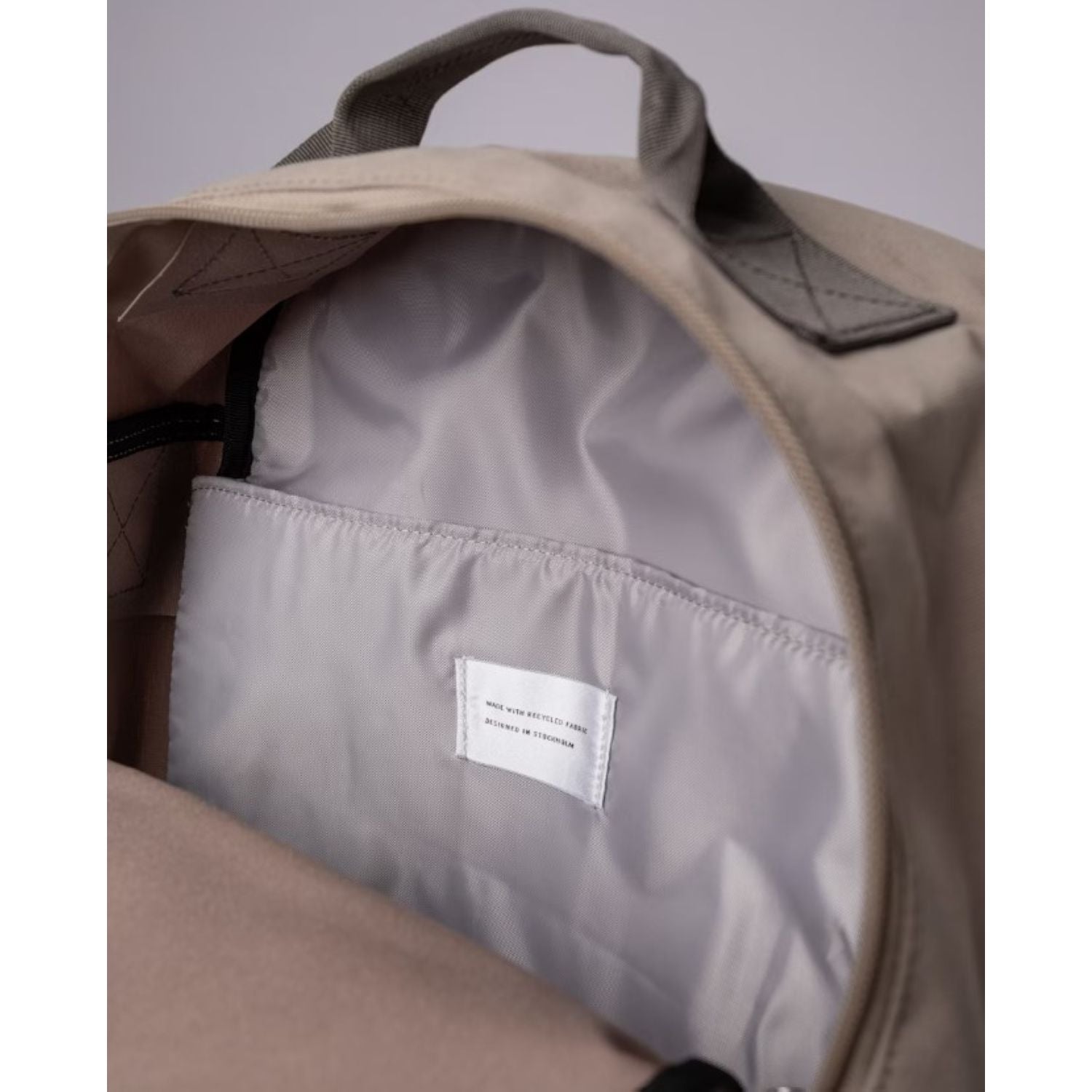 Sandqvist August Backpack - Dune