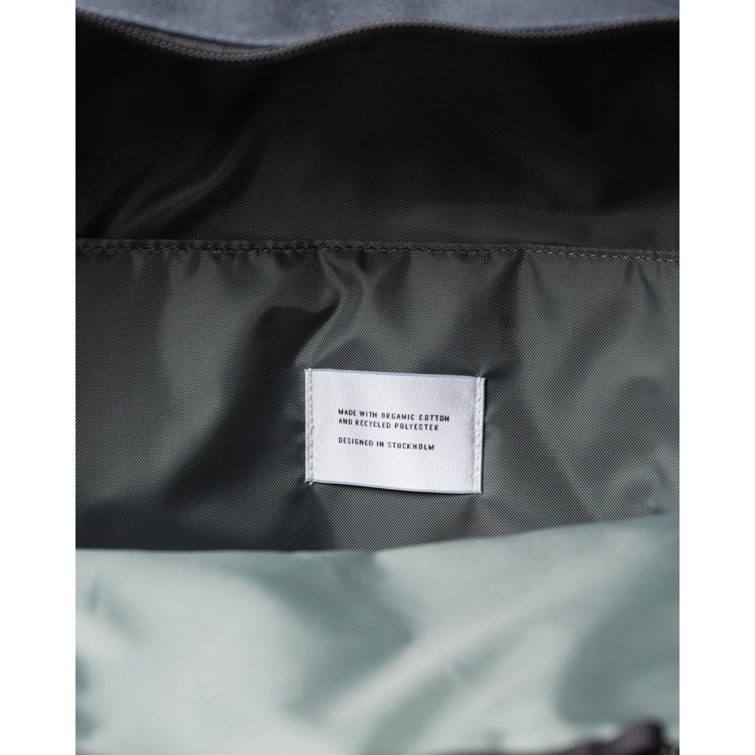 Sandqvist August Backpack - Navy W/Black Webbing