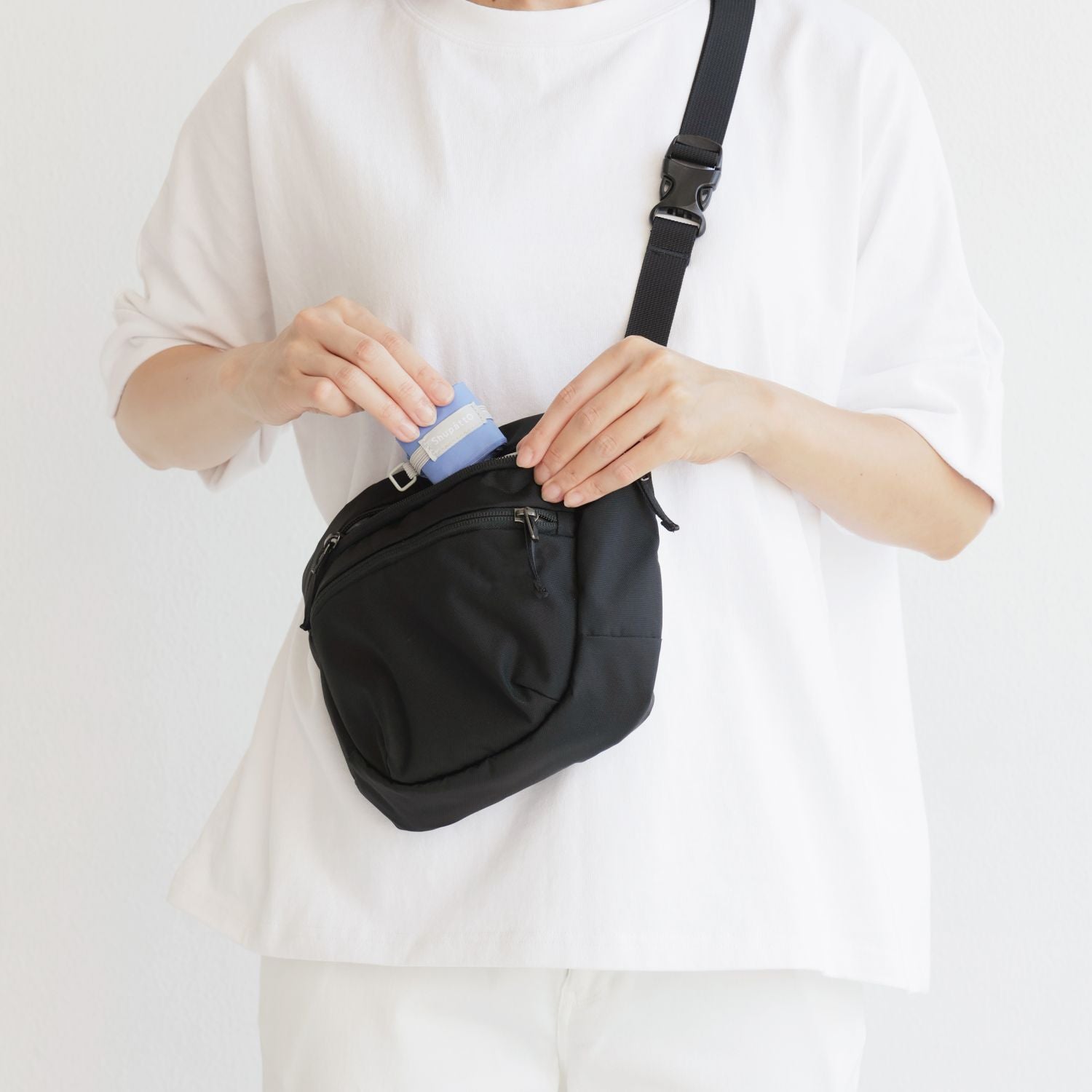 Shupatto Foldable Minimal Bag 12L - White Sage