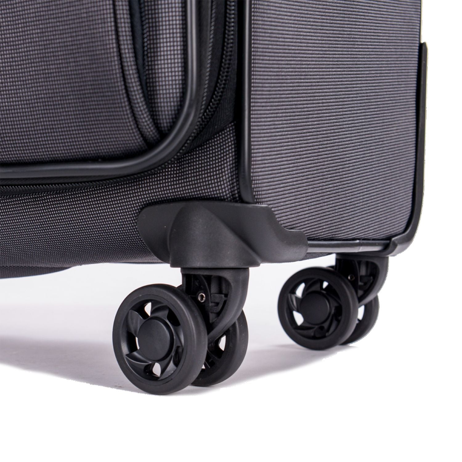 Stratic Bendigo Light + Suitcase L With Front Access Opening - Black