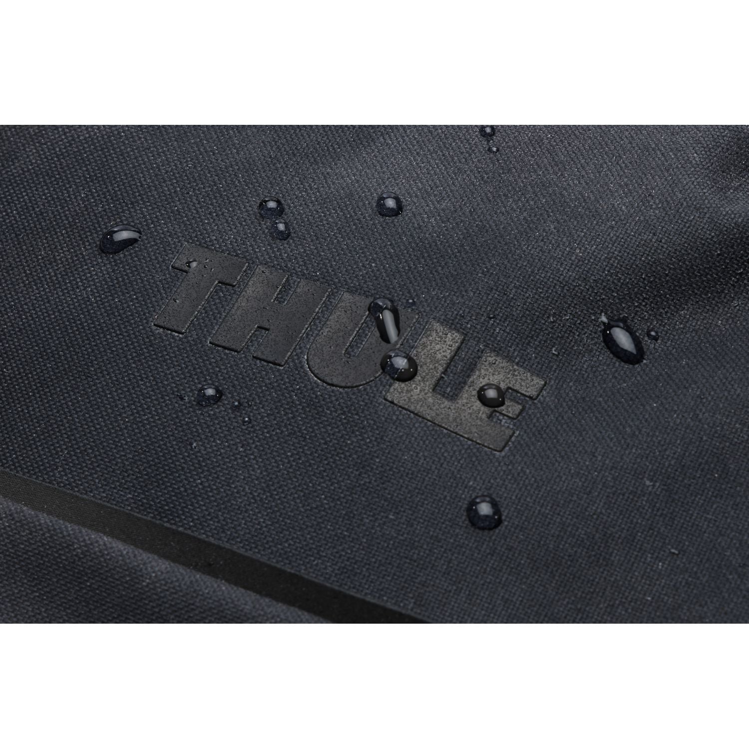 Thule Aion Carry On Spinner 36L - Black