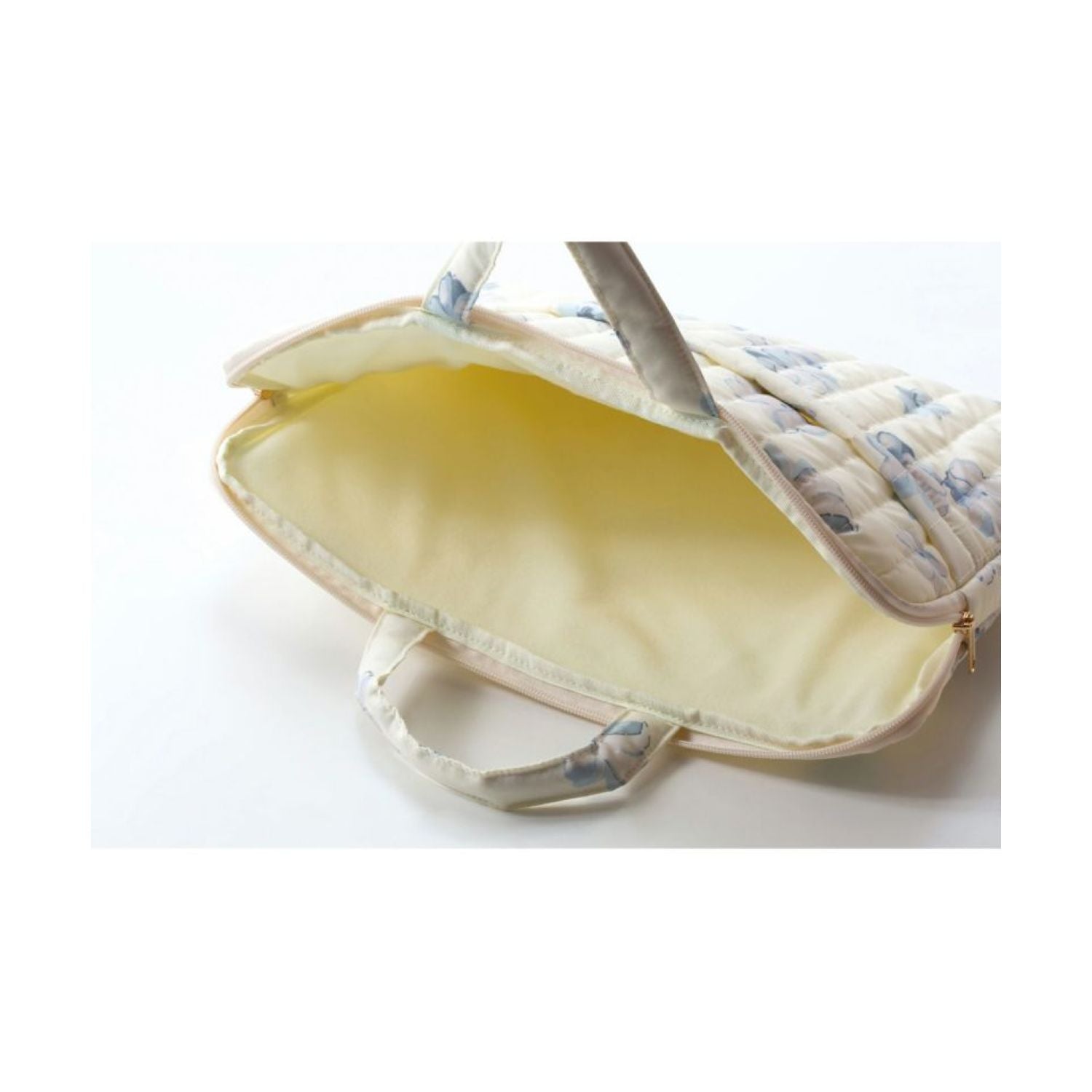 WPC Quilting Laptop Case L (15cm) Water Repellent (Gradation Flower Yellow)