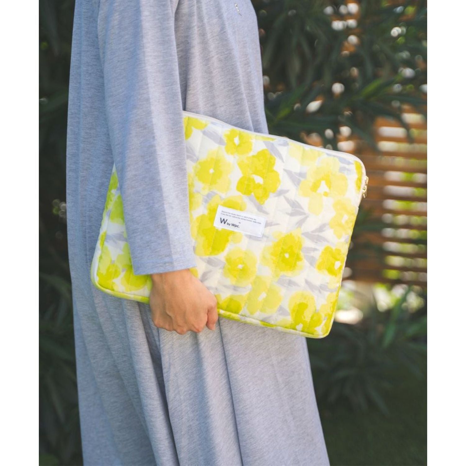 WPC Quilting Laptop Case L (15cm) Water Repellent (Gradation Flower Yellow)
